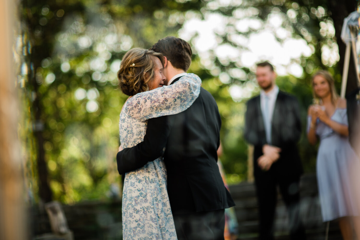WellfleetBackyardWedding_033.jpg
