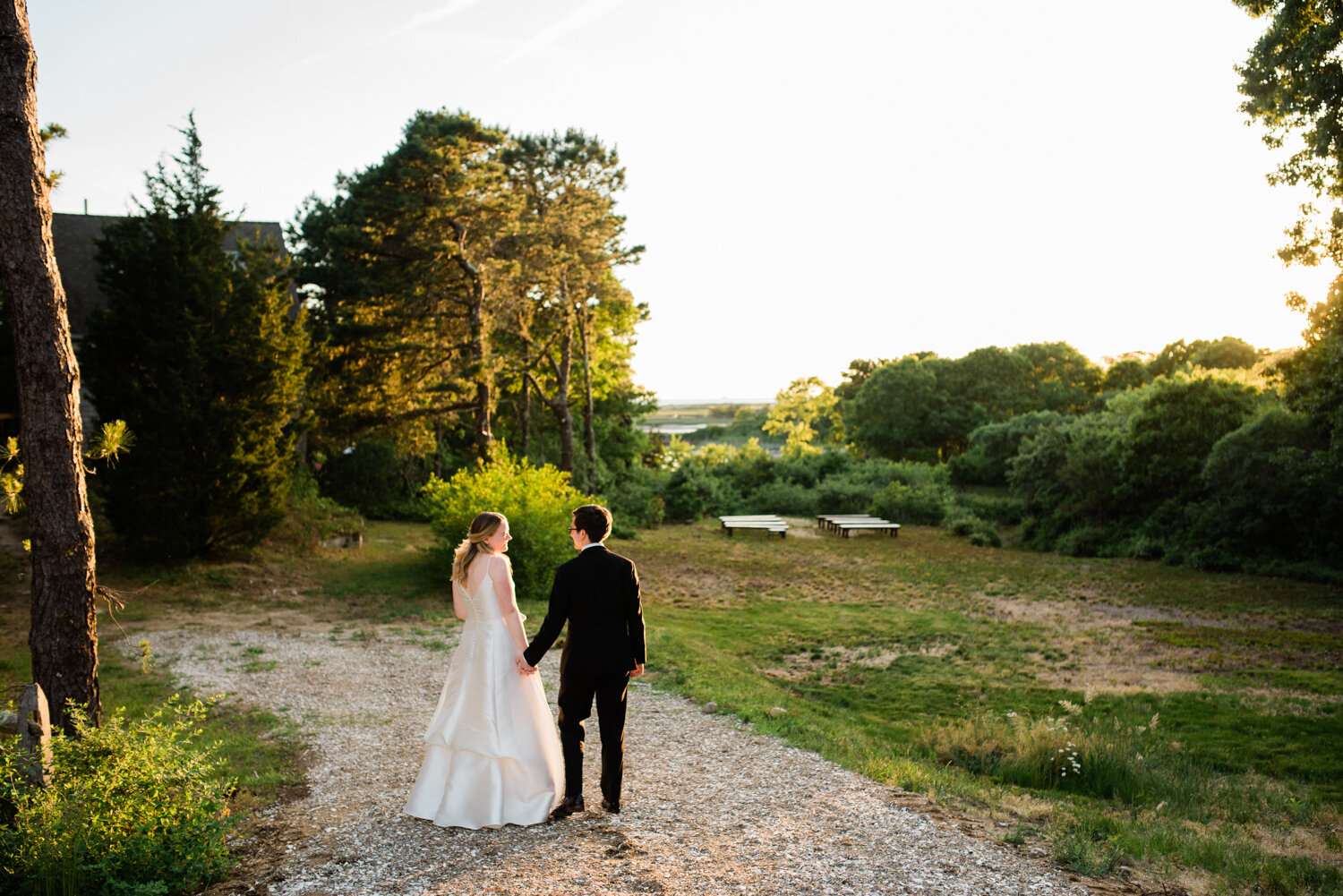 WellfleetBackyardWedding_037.jpg