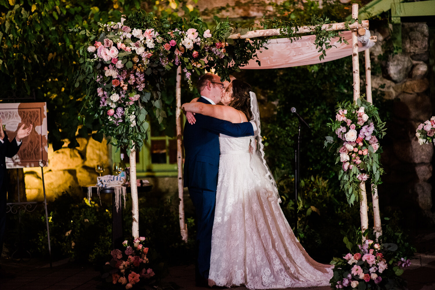 Willowdale_Wedding_040.jpg