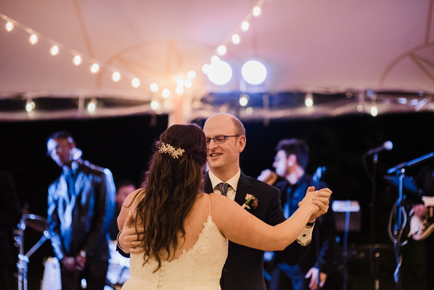 Willowdale_Wedding_047.jpg