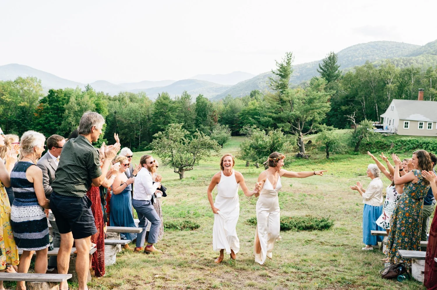 Mountain_Wedding_NH_Barn_043.jpeg