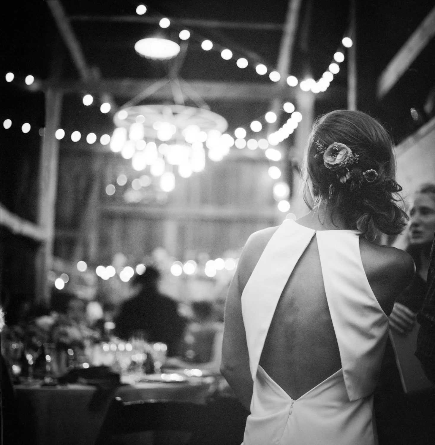 Mountain_Wedding_NH_Barn_078.jpeg