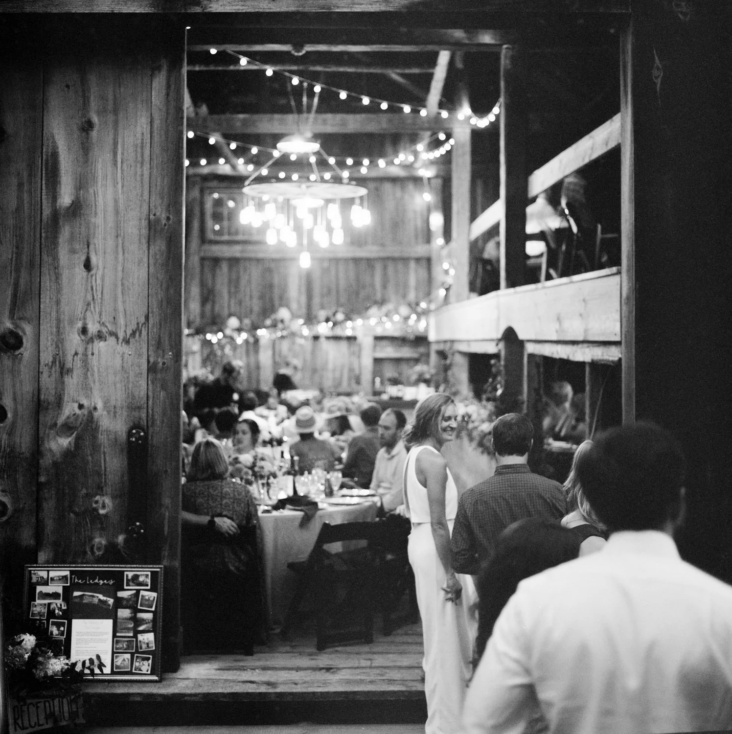 Mountain_Wedding_NH_Barn_081.jpeg