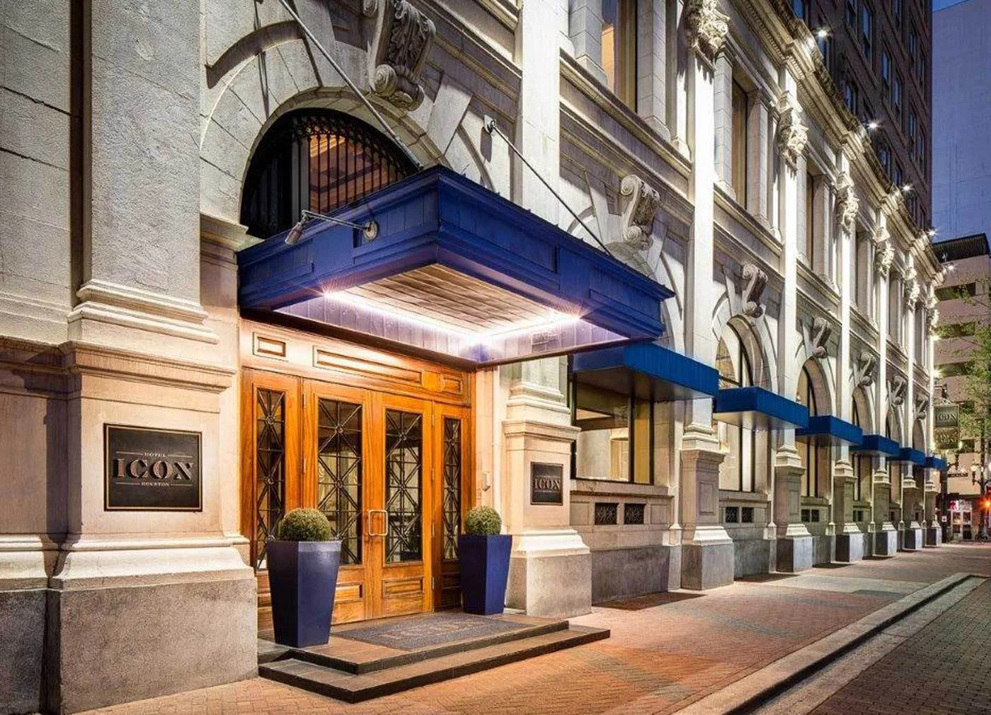 Hotel-ICON---Congress-Street-entrance_0.jpg
