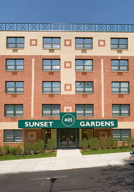 080430_405_44thst_brook_083.jpg