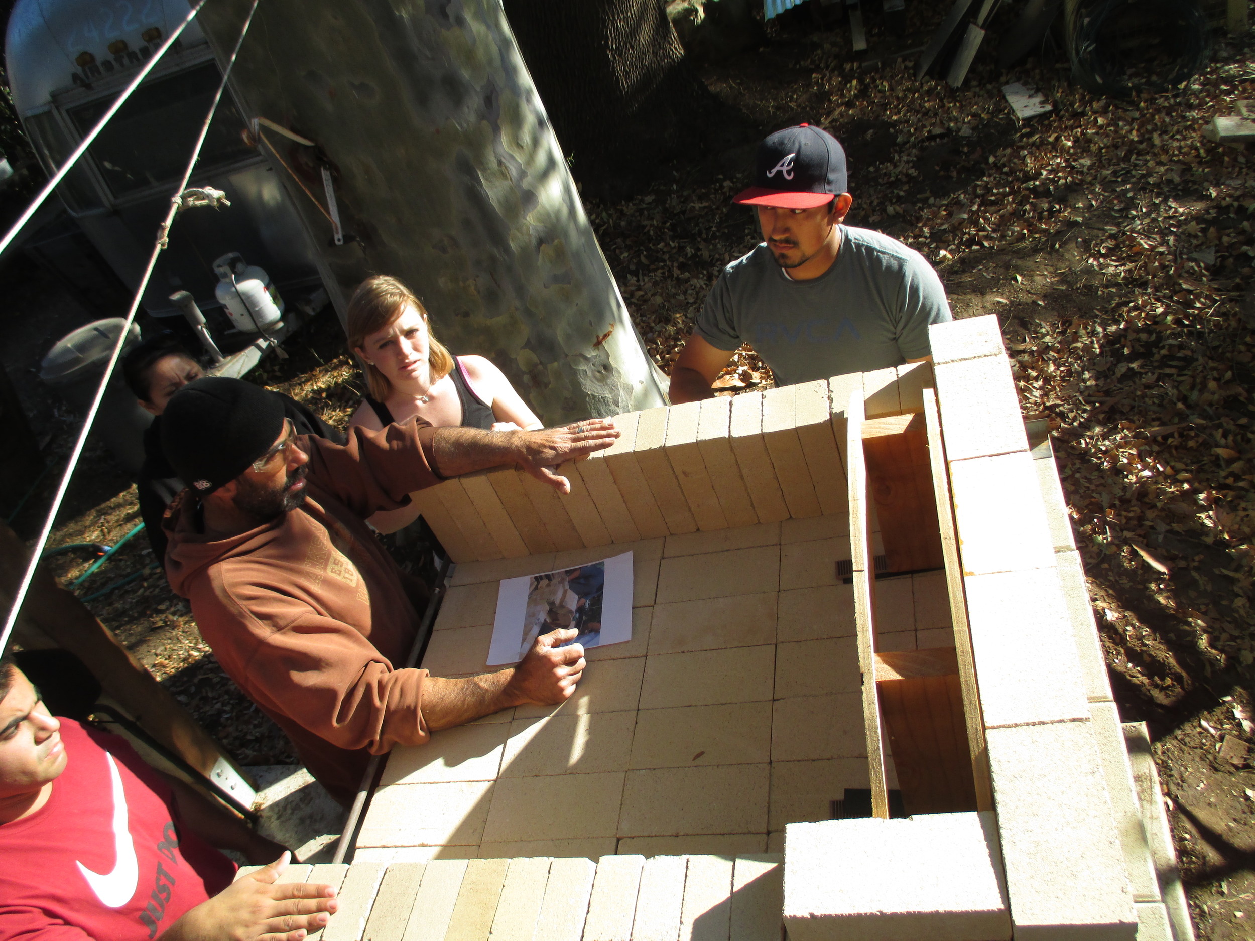 2014  Feb 5 SBCC construc cob oven lab 065.jpg