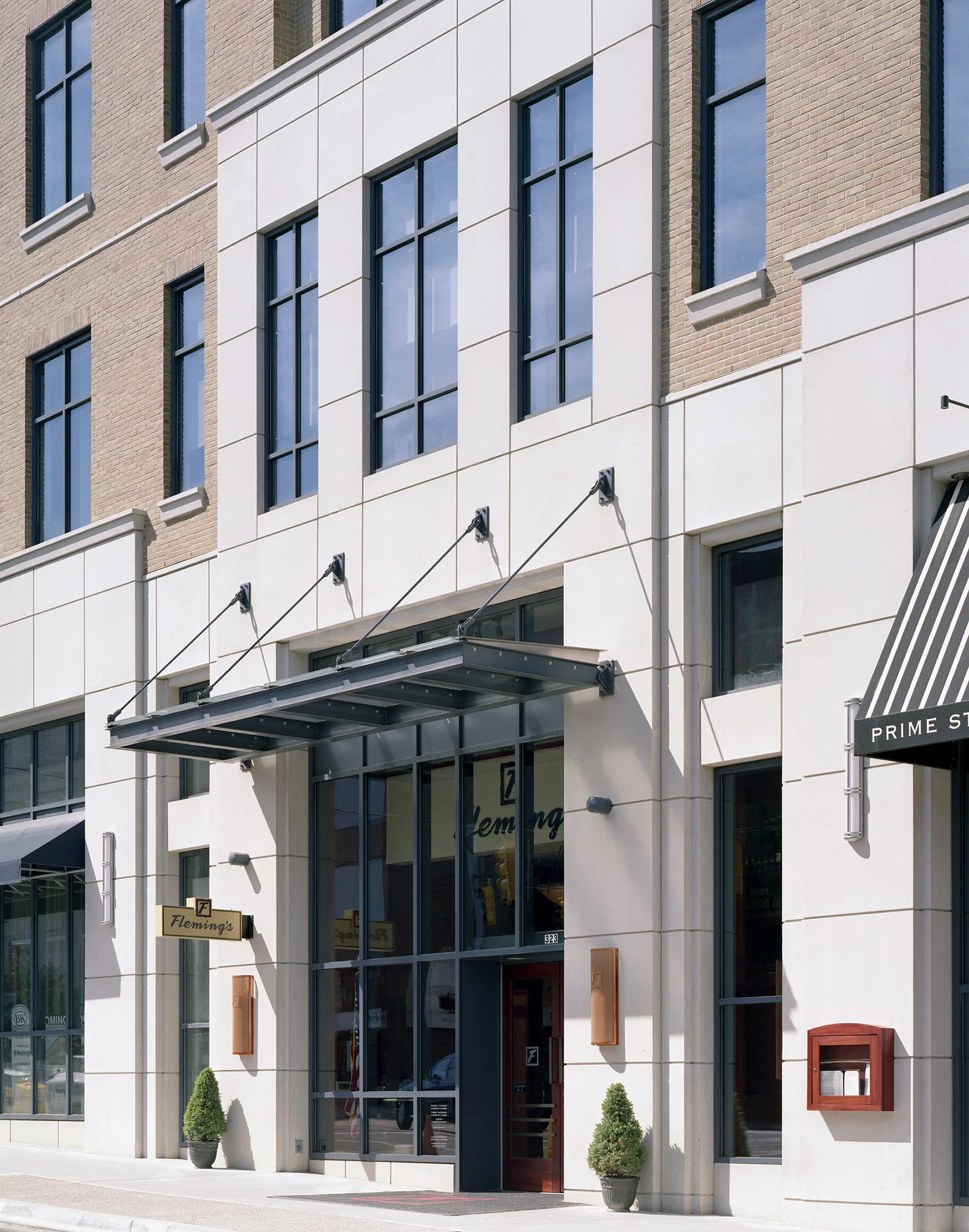 325-old-north-woodward-entry