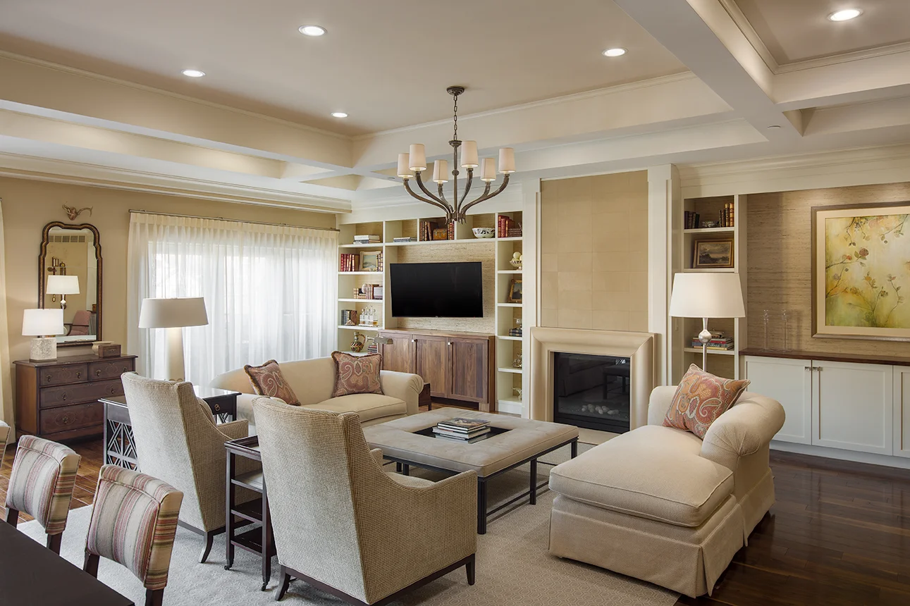 sloan-plaza-208-living-room
