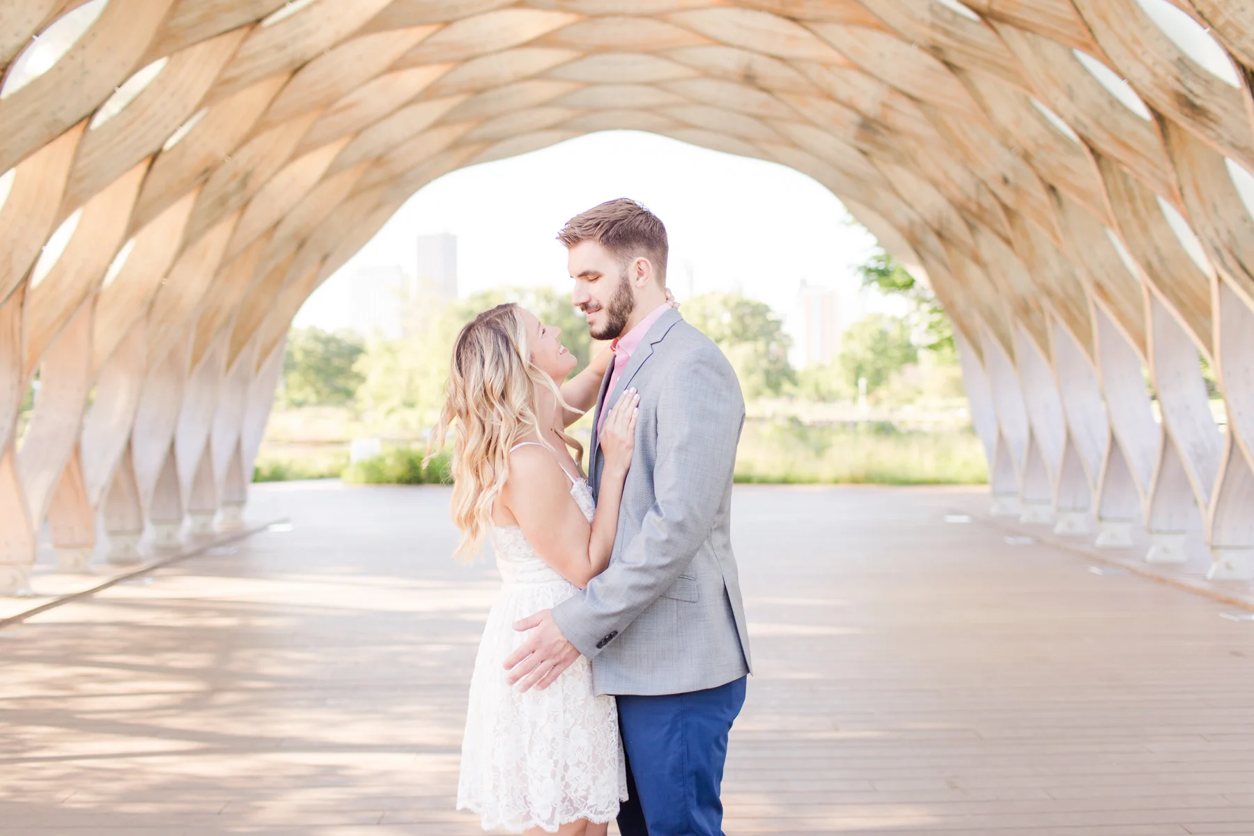 Lincoln Park Zoo Pavilion Engagement Session