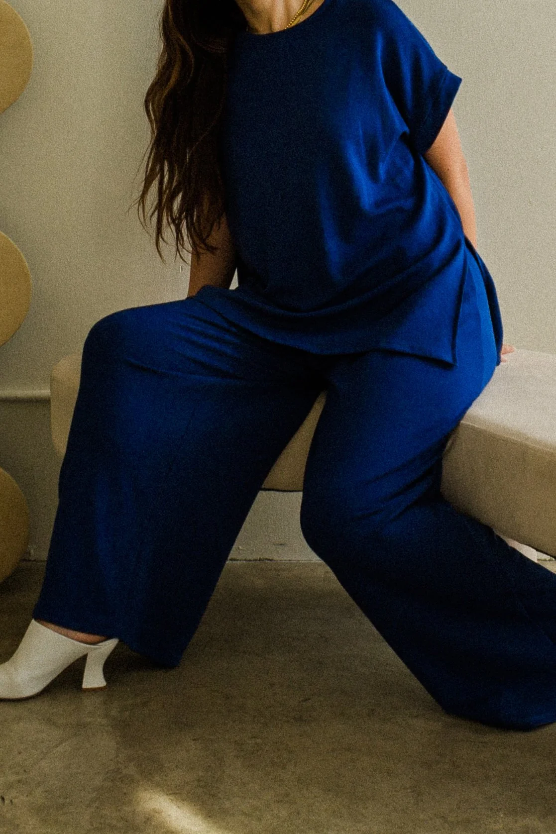 Bucket Sweater Corinne Collection