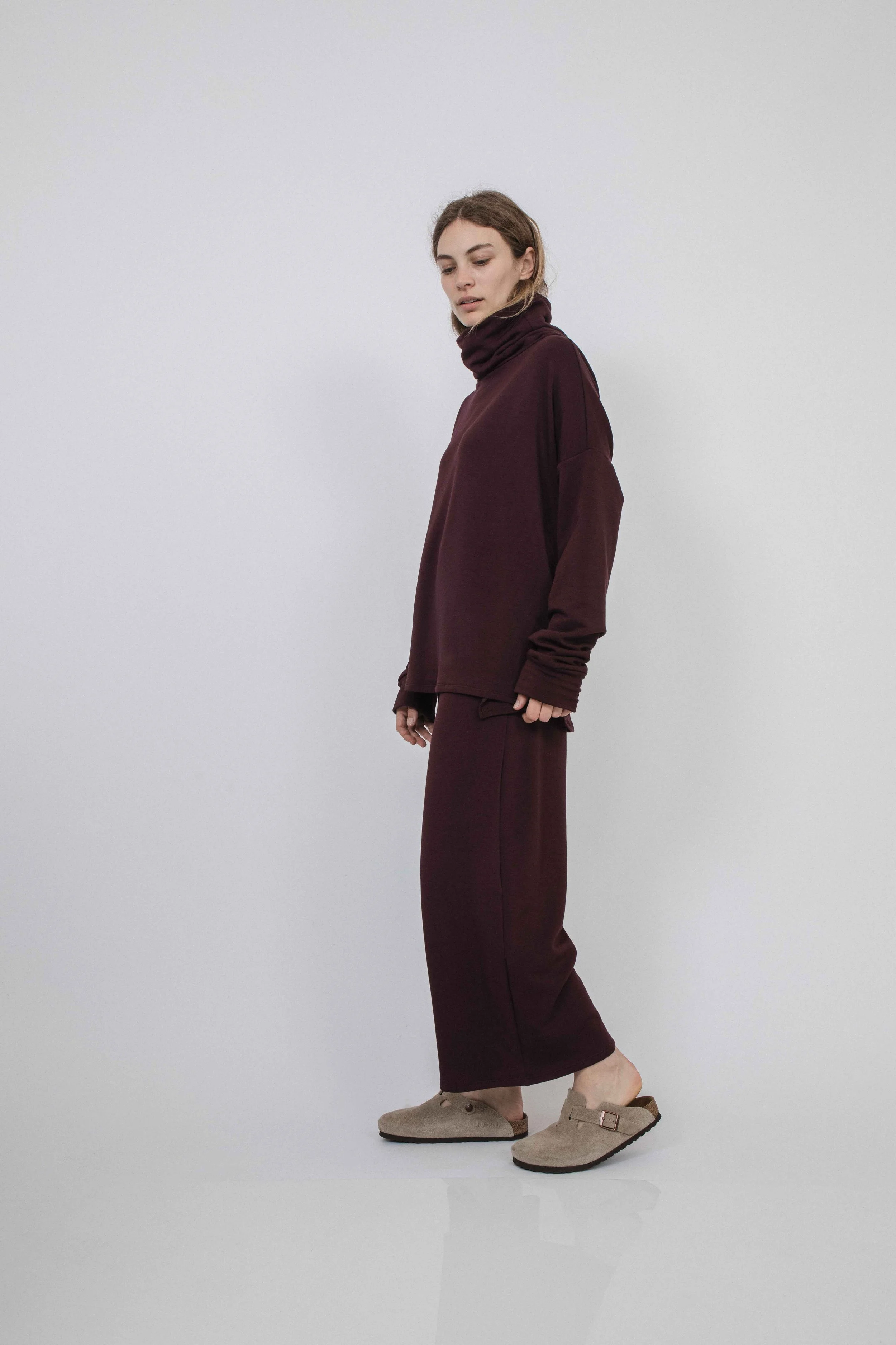 Bucket Sweater Corinne Collection