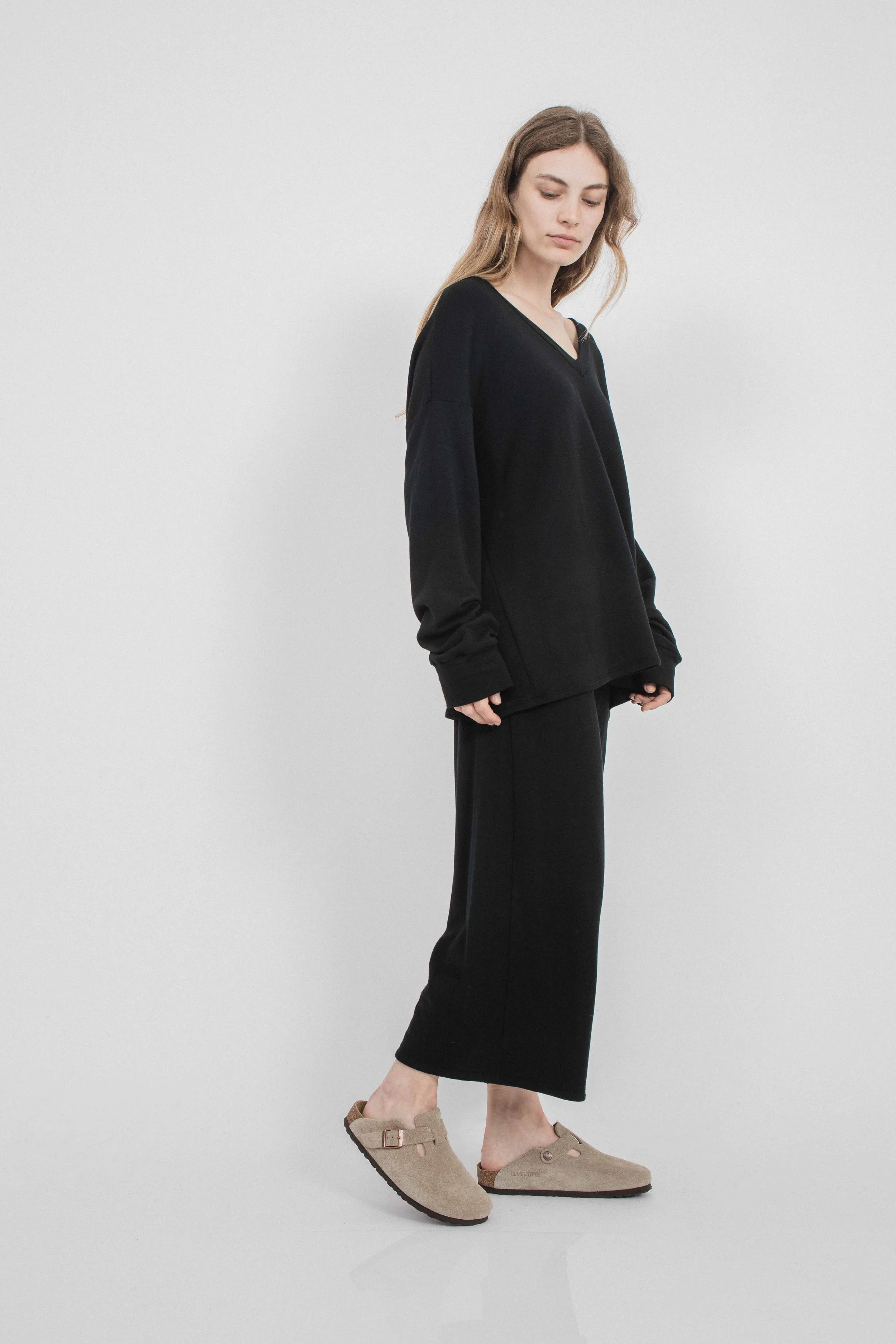 Bucket Sweater Corinne Collection