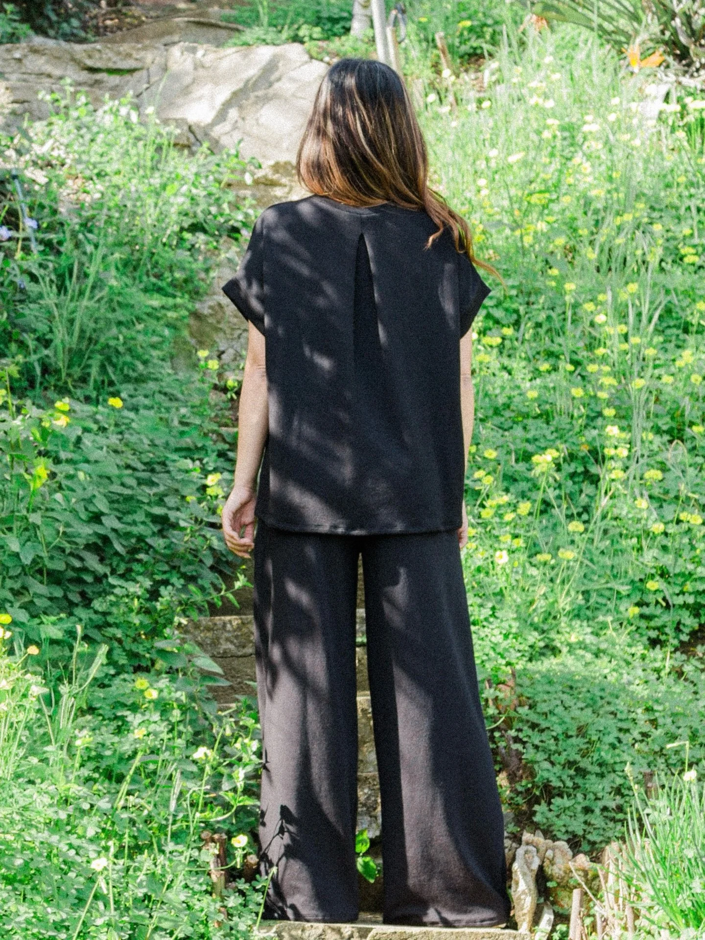 First show of the year happened this past weekend @renegadecraft in SF and loved seeing you all in person. My first show (ever) was in SF 10 years ago so it holds a special place in my heart&mdash;you guys are the best. 

Next show is in LA so make s