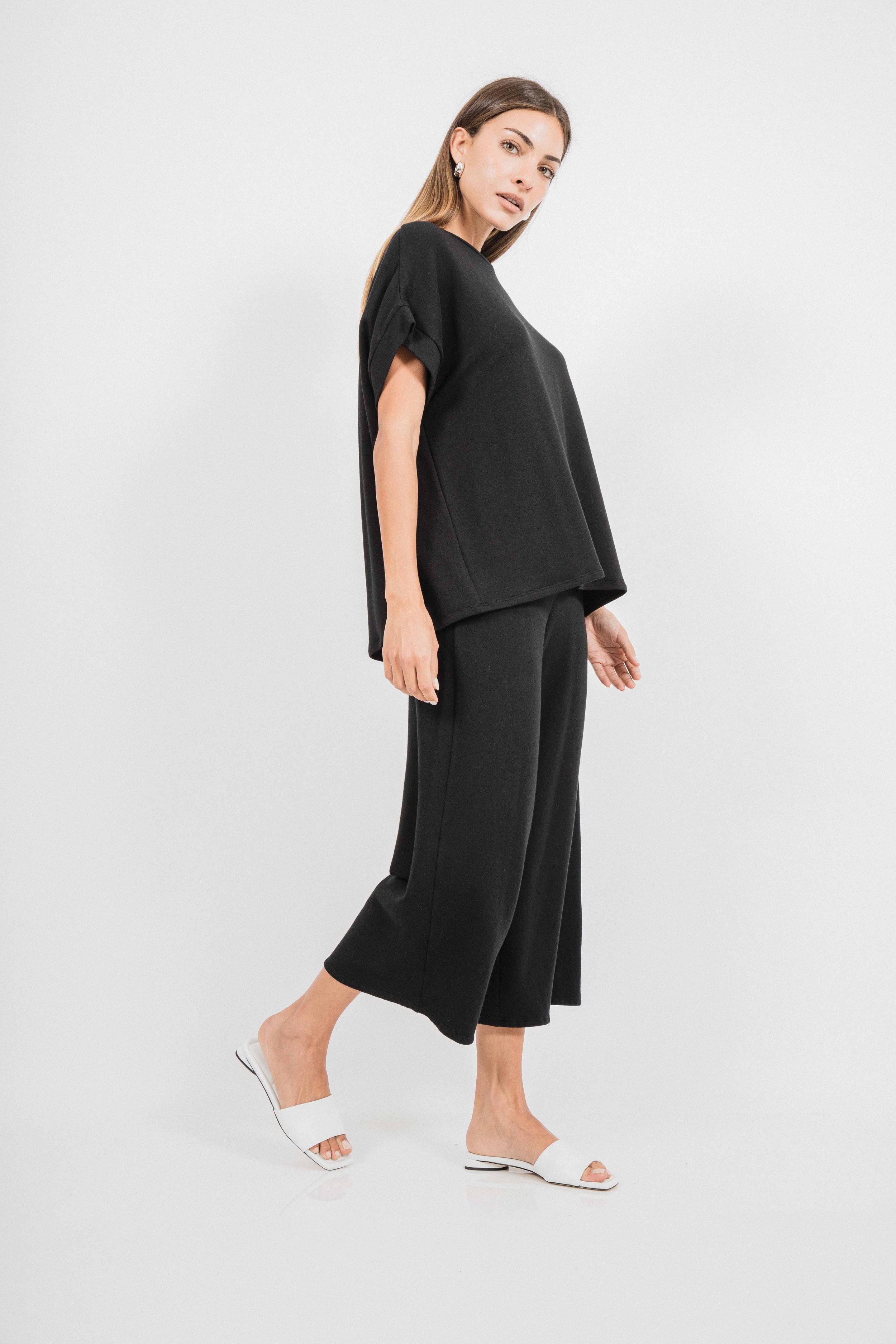 EllaBackPleatTopCorinneCollectionBlack3.jpg