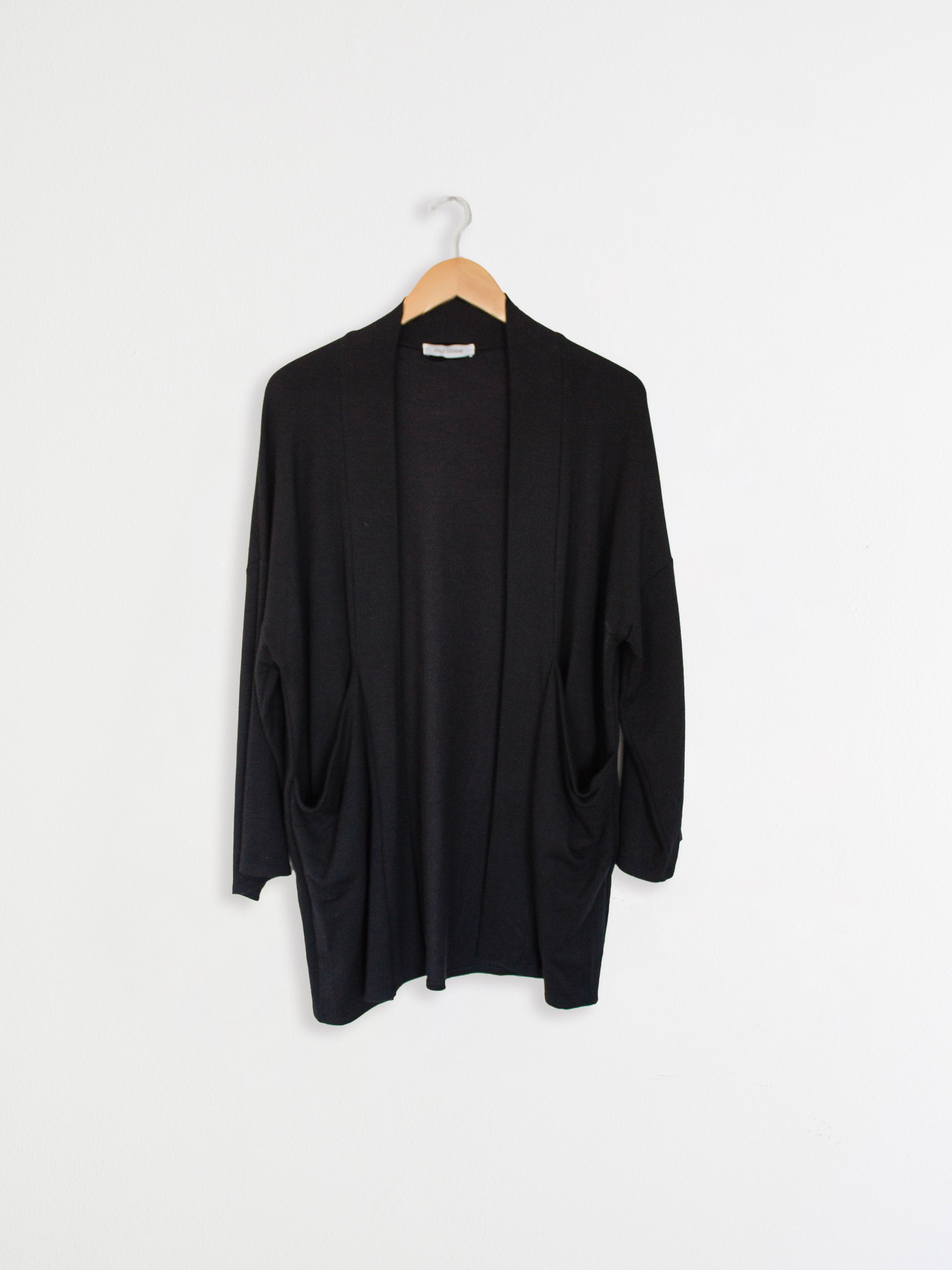 LongPocketCardiganBlack1.jpg