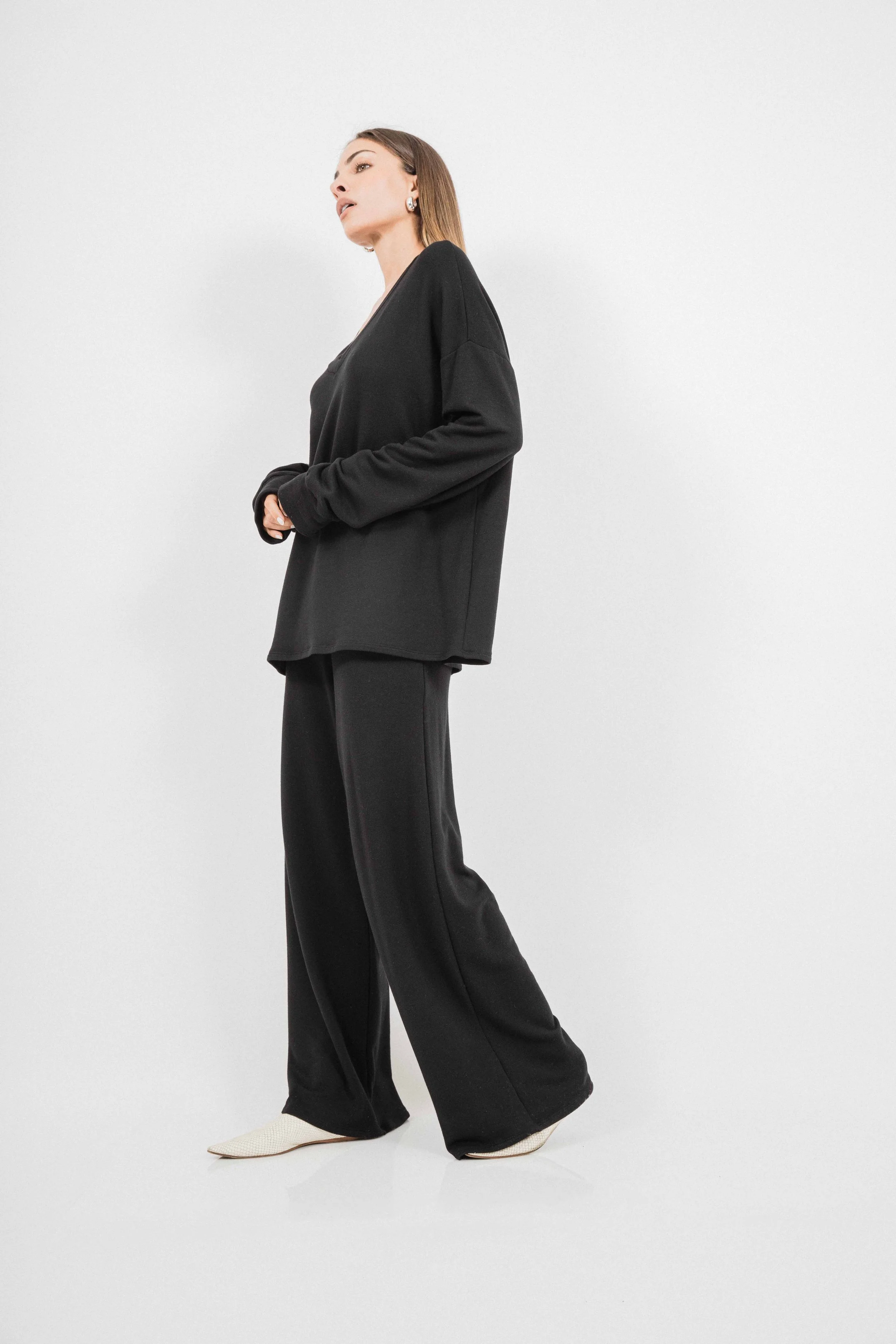 LunaVNeckTunicCorinneCollectionBlack2.jpg