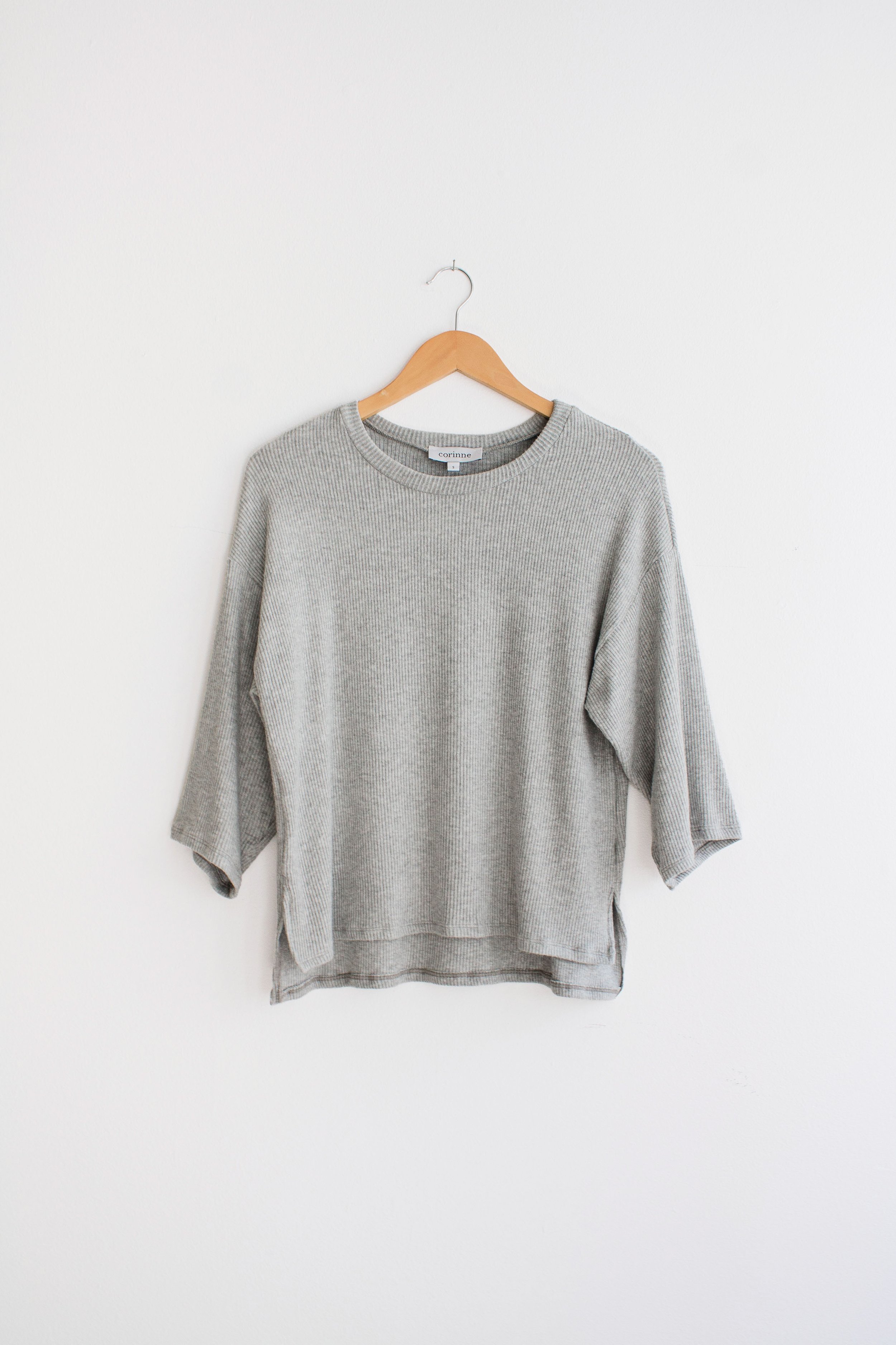 RibEverydayTopCorinneCoreCollectionLightGrey1.jpg