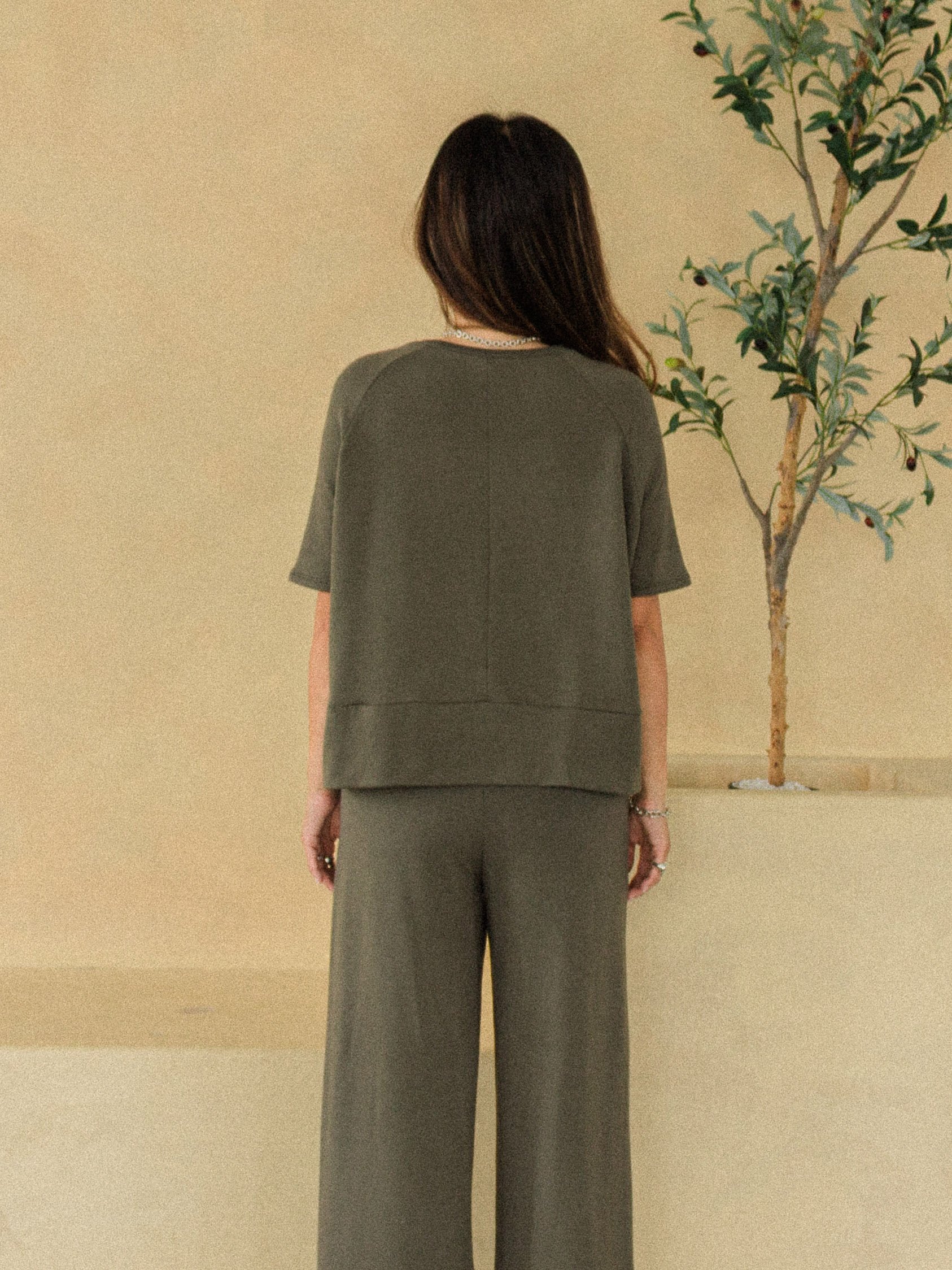 RemiTopOliviaTrouserCorinneCollectionOlive2.jpg
