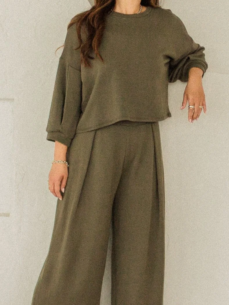 MillieTopPleatTopJojoPleatPantCorinneCollectionOlive4.jpg