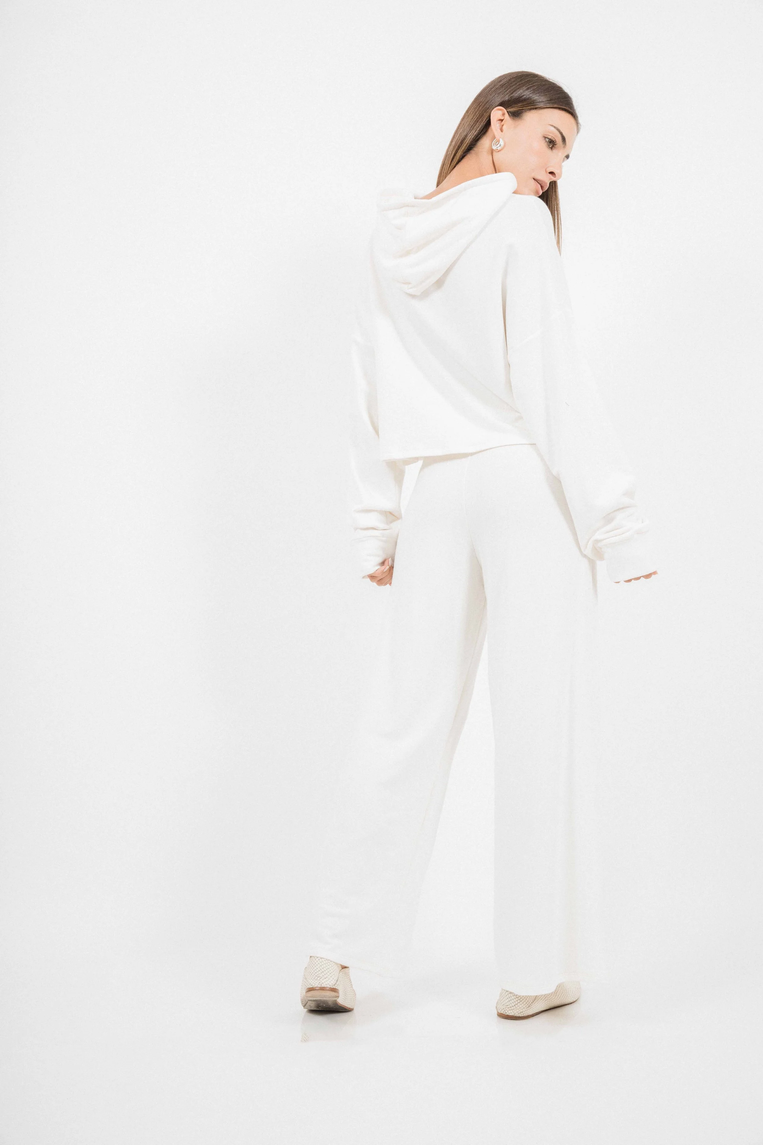 PiaCroppedSweaterCorinneCollectionIvory4.jpg
