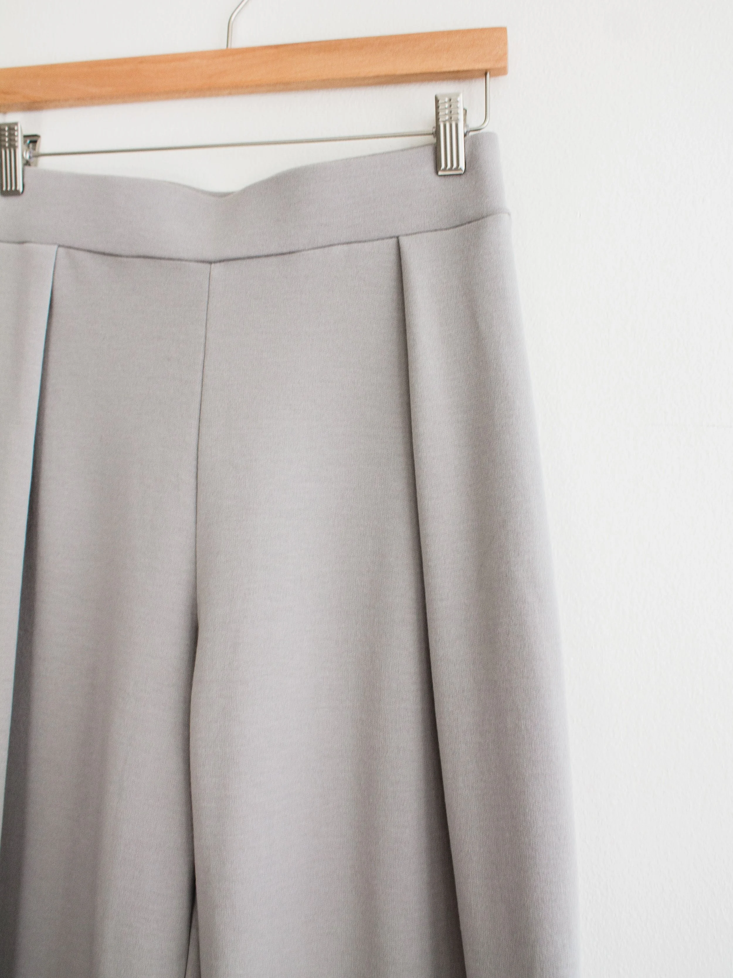 JojoPleatPantCorinneCoreCollectionLightGrey3.jpg