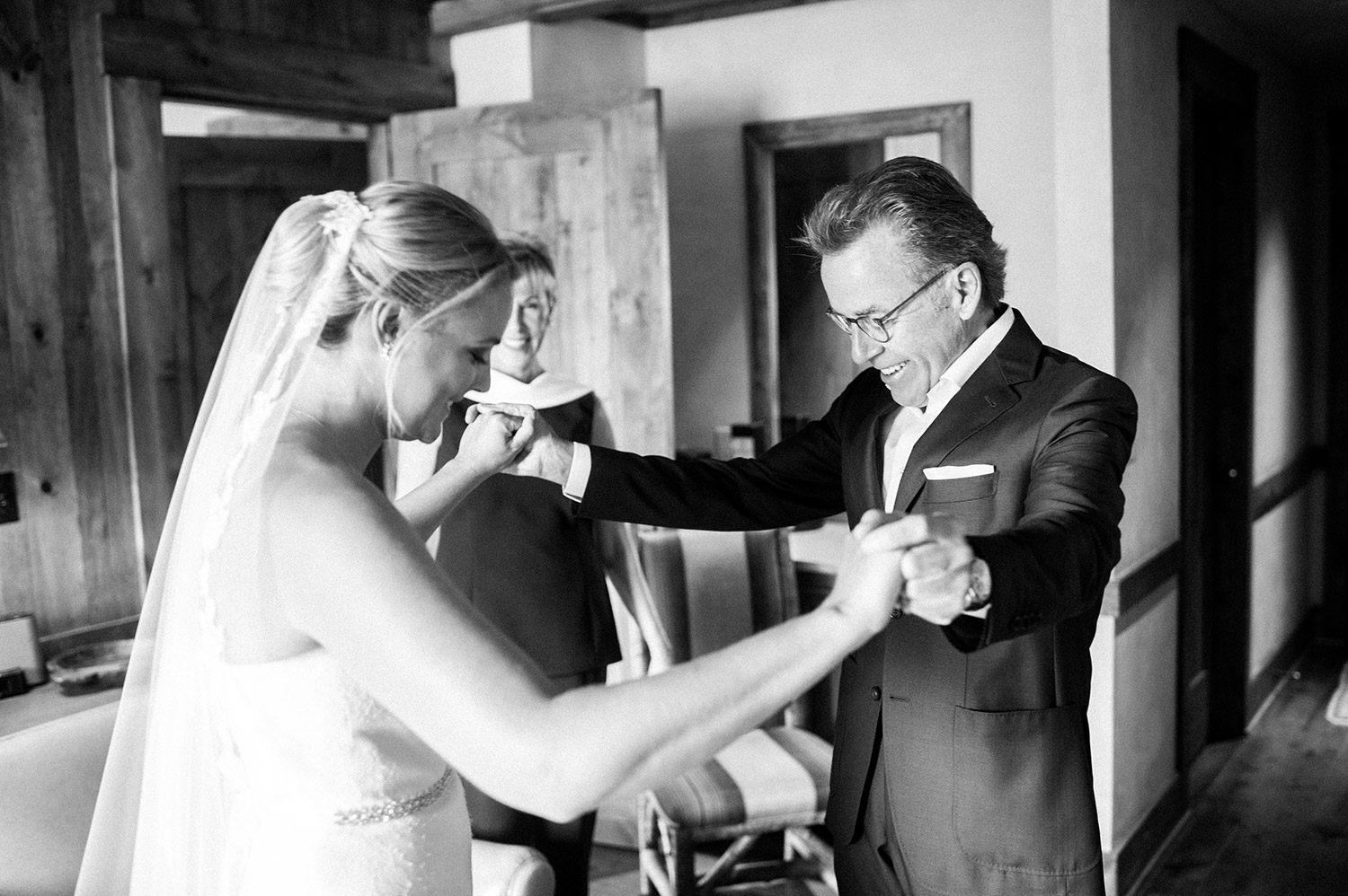 Organic Mountain Wedding in Tabernash, Colorado | Bello & Blue Events | Colorado & Denver Wedding Planner