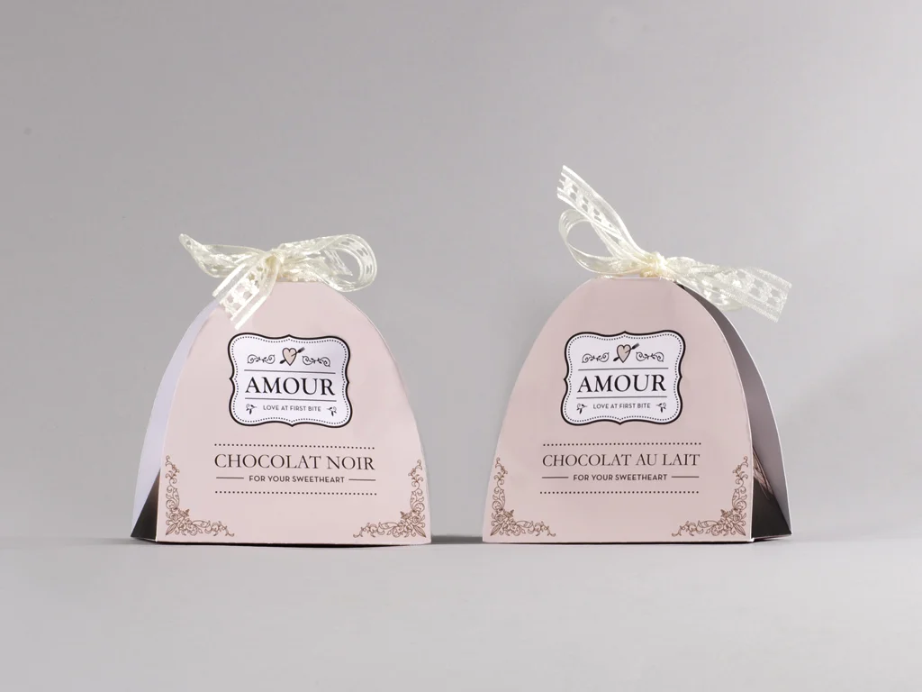 amourpackaging1.jpg