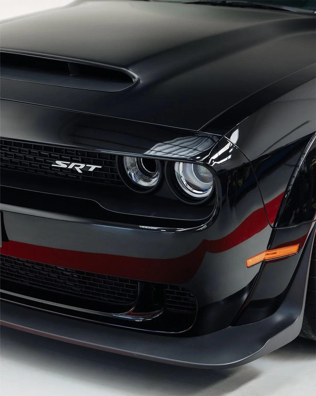 Gloss on the hips, satin where it hits &mdash; Dodge Demon SRT in full murder mode. 🖤🏁

#thewrapshop #paintisdead #dodge #srtdemon