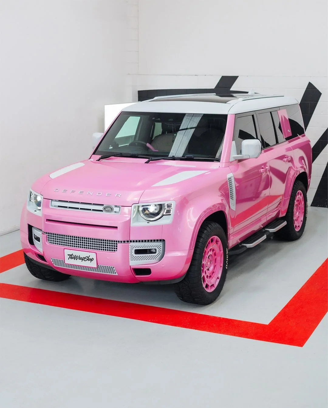 Tough never looked this good 💕 

Full makeover for this Land Rover Defender. 
Exterior wrap in Milliotone Gloss Holographi Metallic Pink with colour coded wheels &amp; callipers to tie it all together 🏁

@milliotone 

#paintisdead #thewrapshop #def