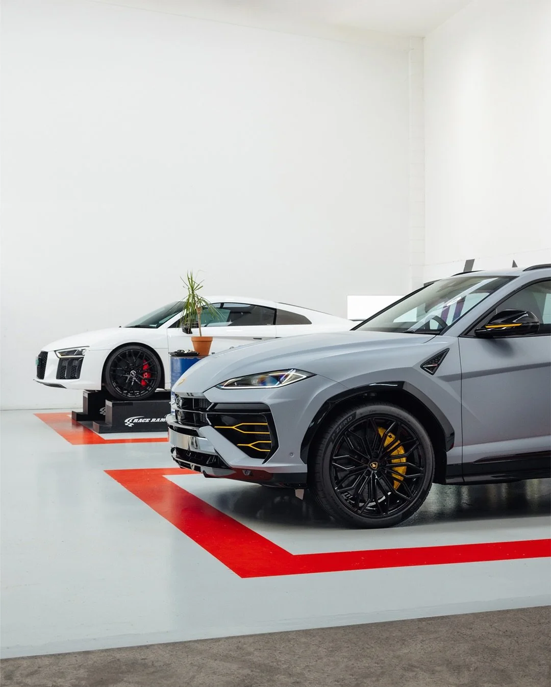 Stealth mode: activated. This Lamborghini Urus SE is now draped in matte PPF over a Grigio Acheso finish, with a touch of yellow pinstriping to tie it all together 🏁

@lamborghini_auckland 

#thewrapshop #paintisdead #urusse #lamborghini