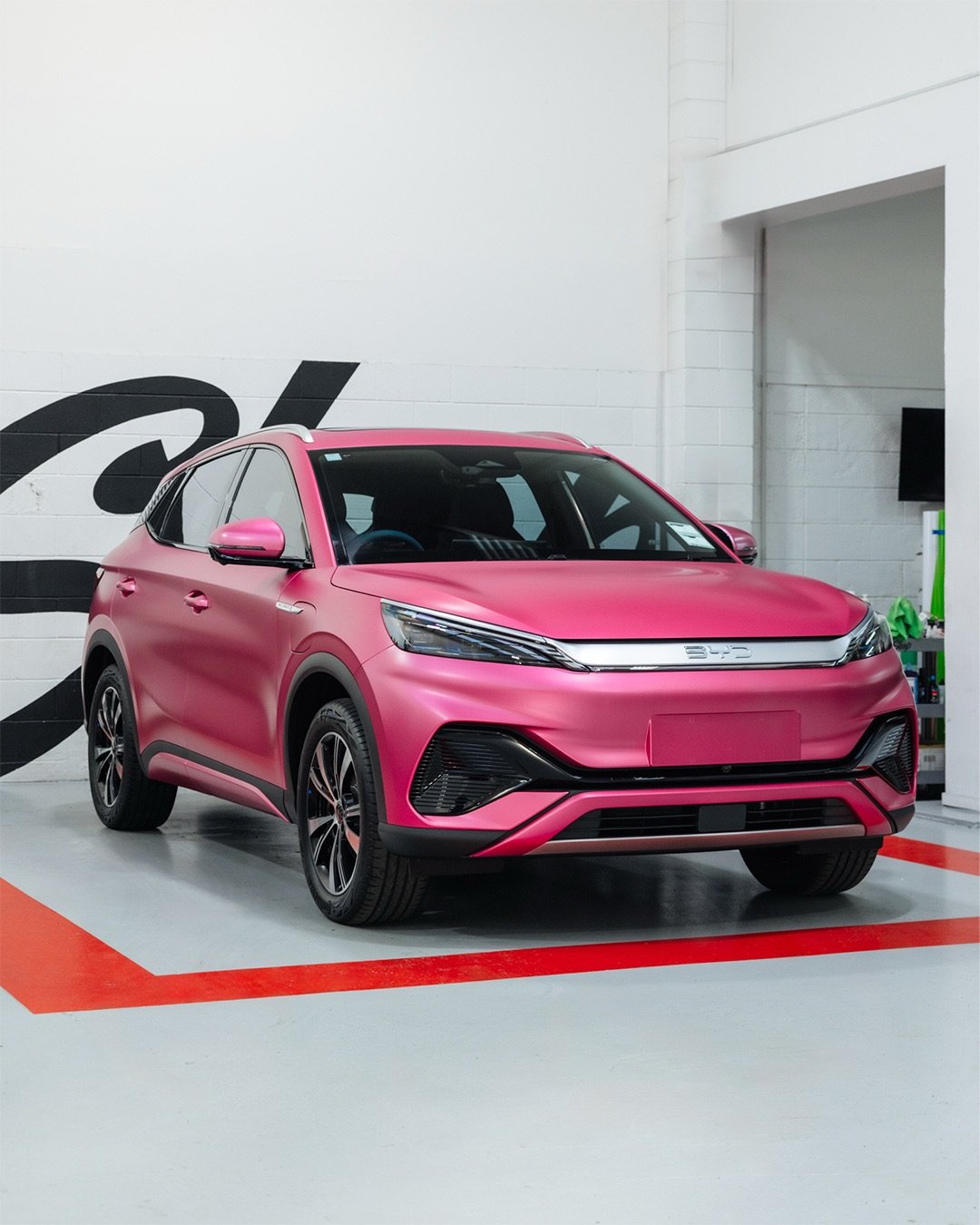 BYD Atto 3 exterior colour change in KPMF Matte Iced Pink Titanium. Completed with a full set of Profilm window tints by @profilmtakapuna 🏁💘

@bydautonz 
@kpmfvehiclewraps 
@kpmf_vinyl 
@profilm_nz 
@profilm_group 

#thewrapshop #paintisdead #byd