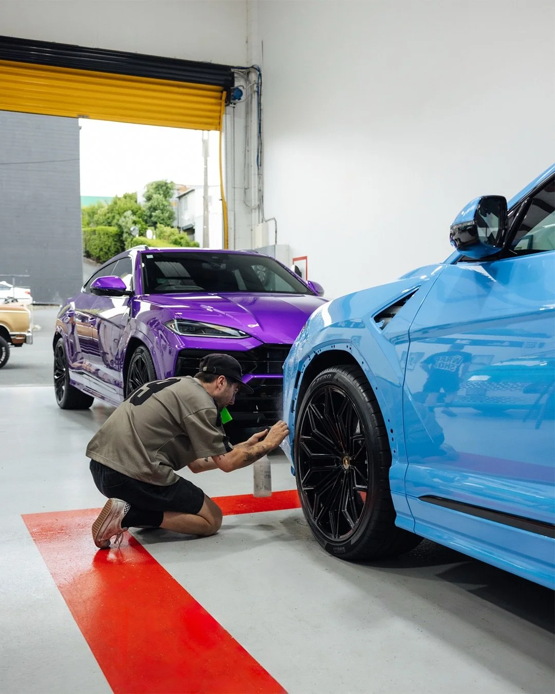 Double trouble for these two Urus SE&rsquo;s 😈

Both completed exterior PPF in Profilm Ultra Clear Pro 🏁

@lamborghini_auckland 
@profilm_group 
@profilm_nz 

#thewrapshop #paintisdead #lamborghini #urusse