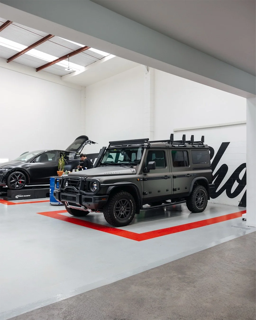 The INEOS Grenadier just got a bold new look. Wrapped in Inozetek Satin Liquid Metallic Tungsten Grey, ready to tackle the terrain with style. 

Finished off with a grille blackout and a full ceramic Profilm window tint 🏁

@inozetek 
@inozetek.nz 
@