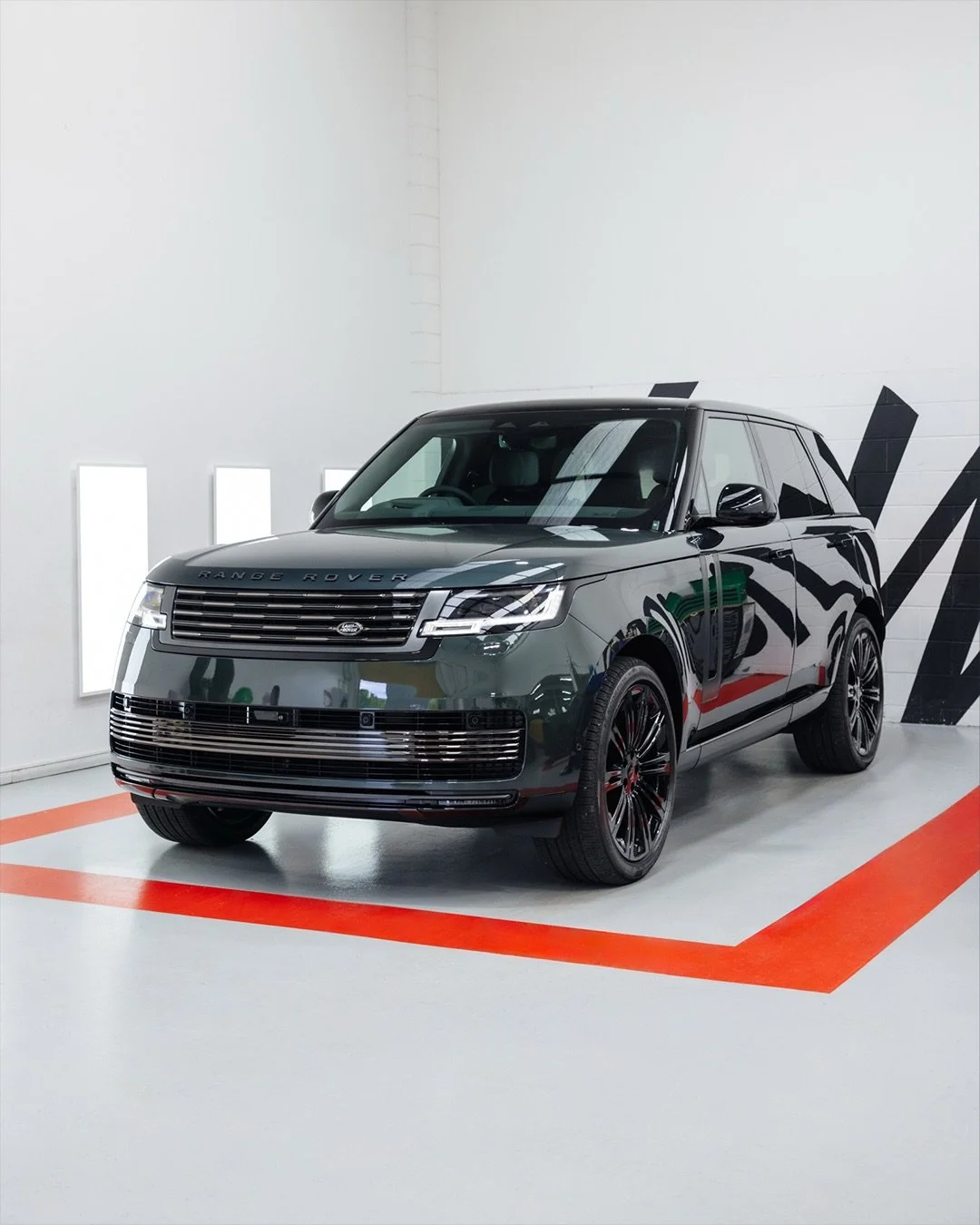 Range Rover SV now protected in Profilm Ultra Clear Pro 🏁

@profilm_group 
@profilm_nz 

#thewrapshop #paintisdead #rangeroversvr #rangerover