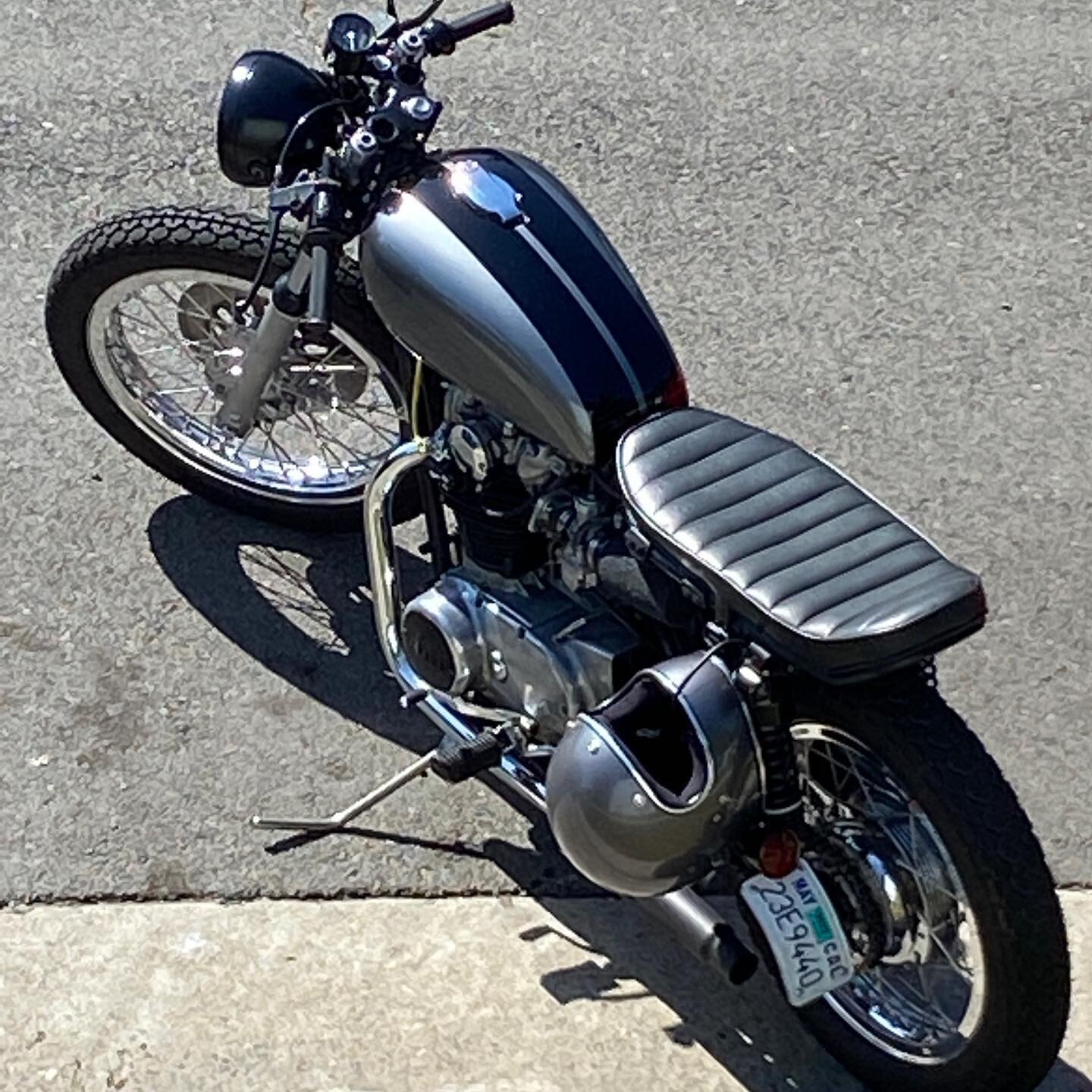 A new member of our family. It completes the set!
&mdash;&mdash;&mdash;&mdash;&mdash;&mdash;&mdash;&mdash;&mdash;&mdash;&mdash;&mdash;
#caferacer #caferacerporn #muscle #musclecars #mustang #yamaha #xs650 #gt500 #shelby #ford #usa #americanmuscle #mo