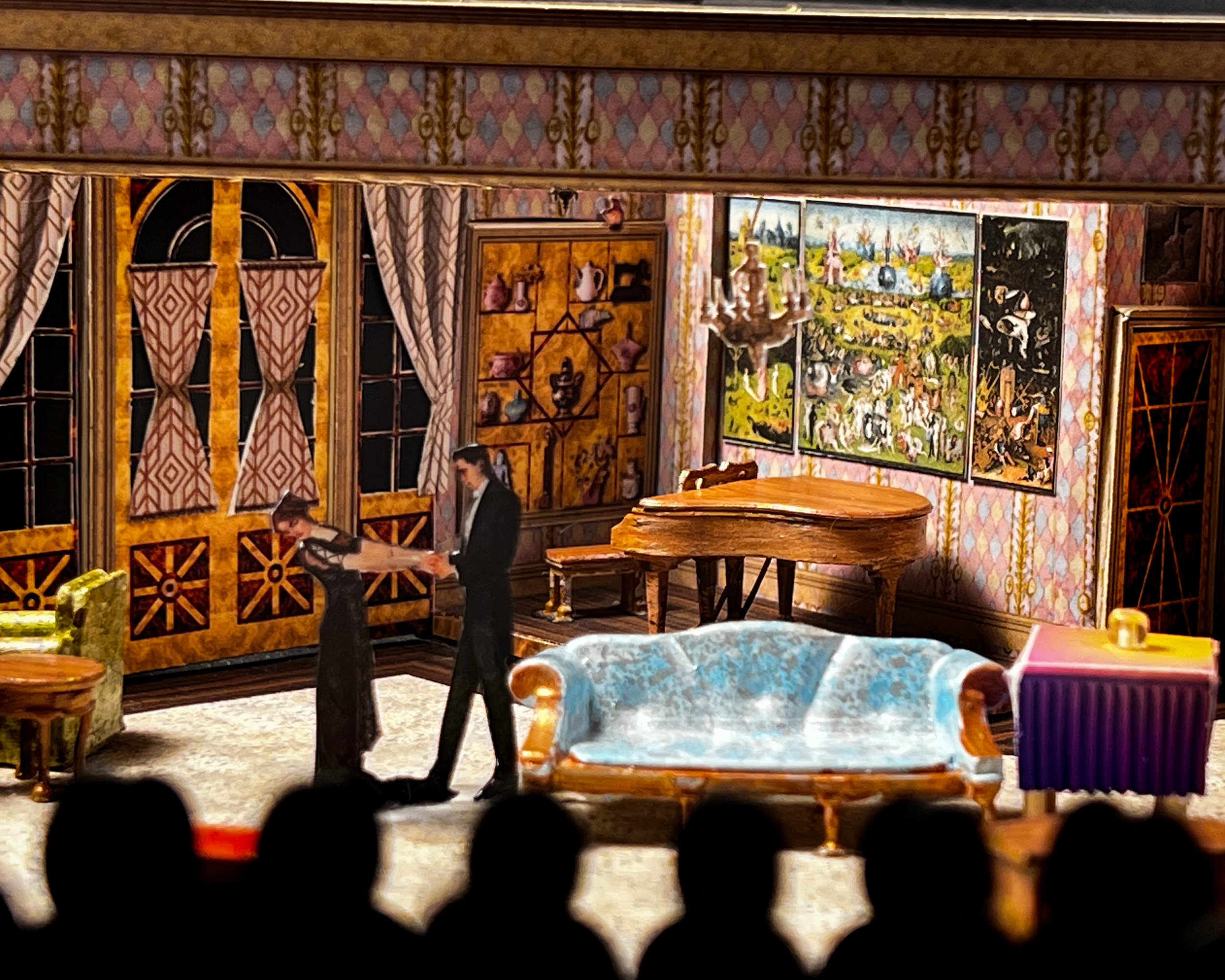 Blithe Spirit_Model Pic001.png