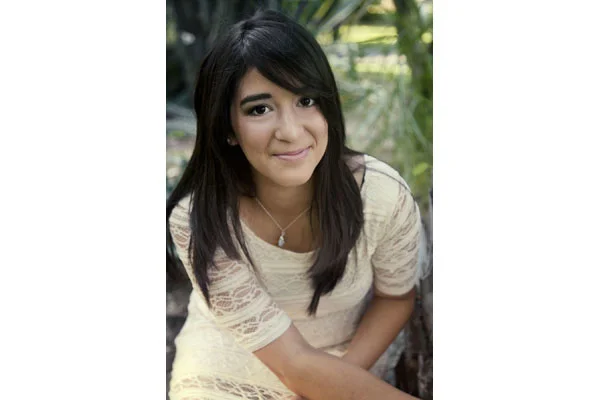 Her photography seniors 6.jpg