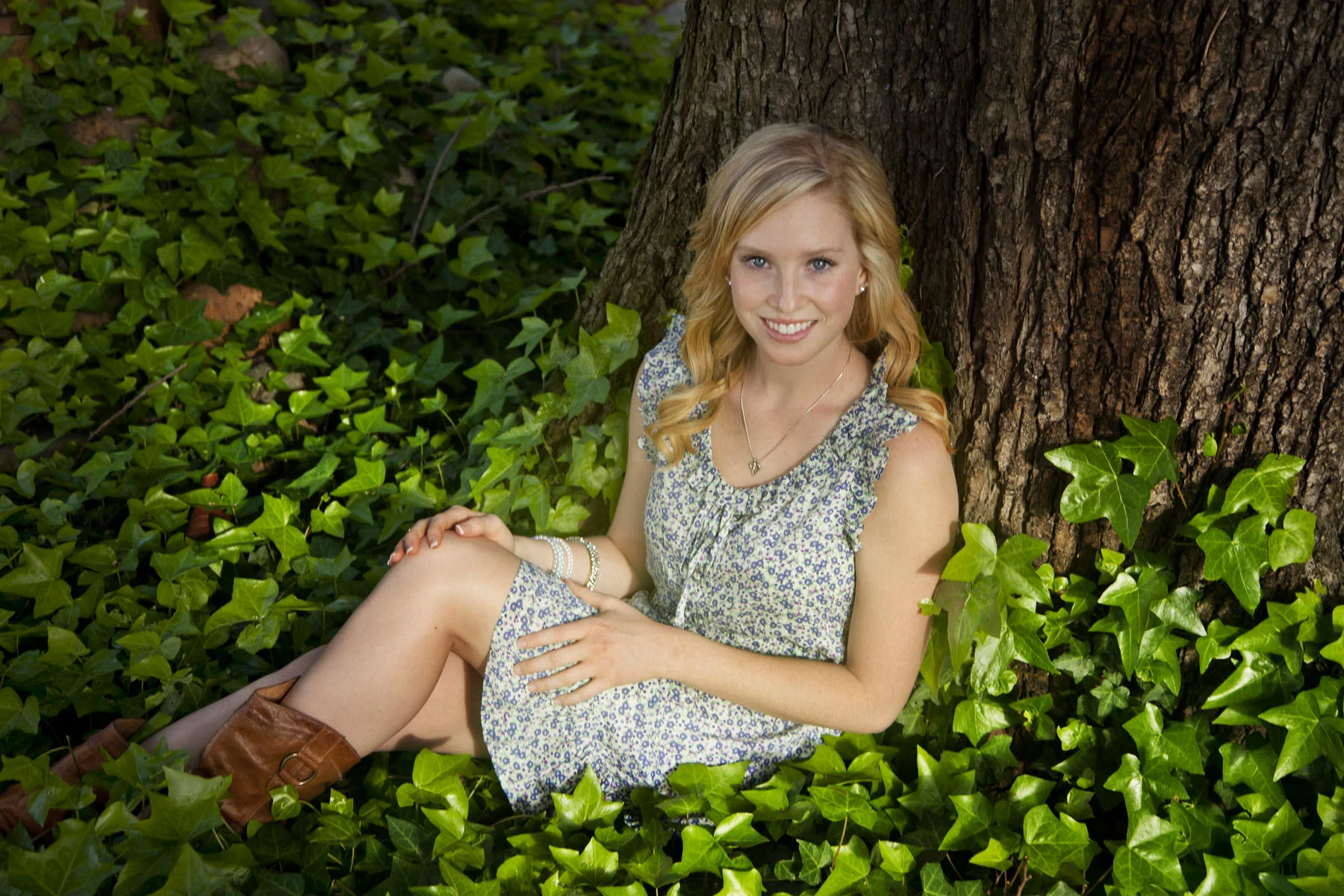 Her photography seniors 7.jpg