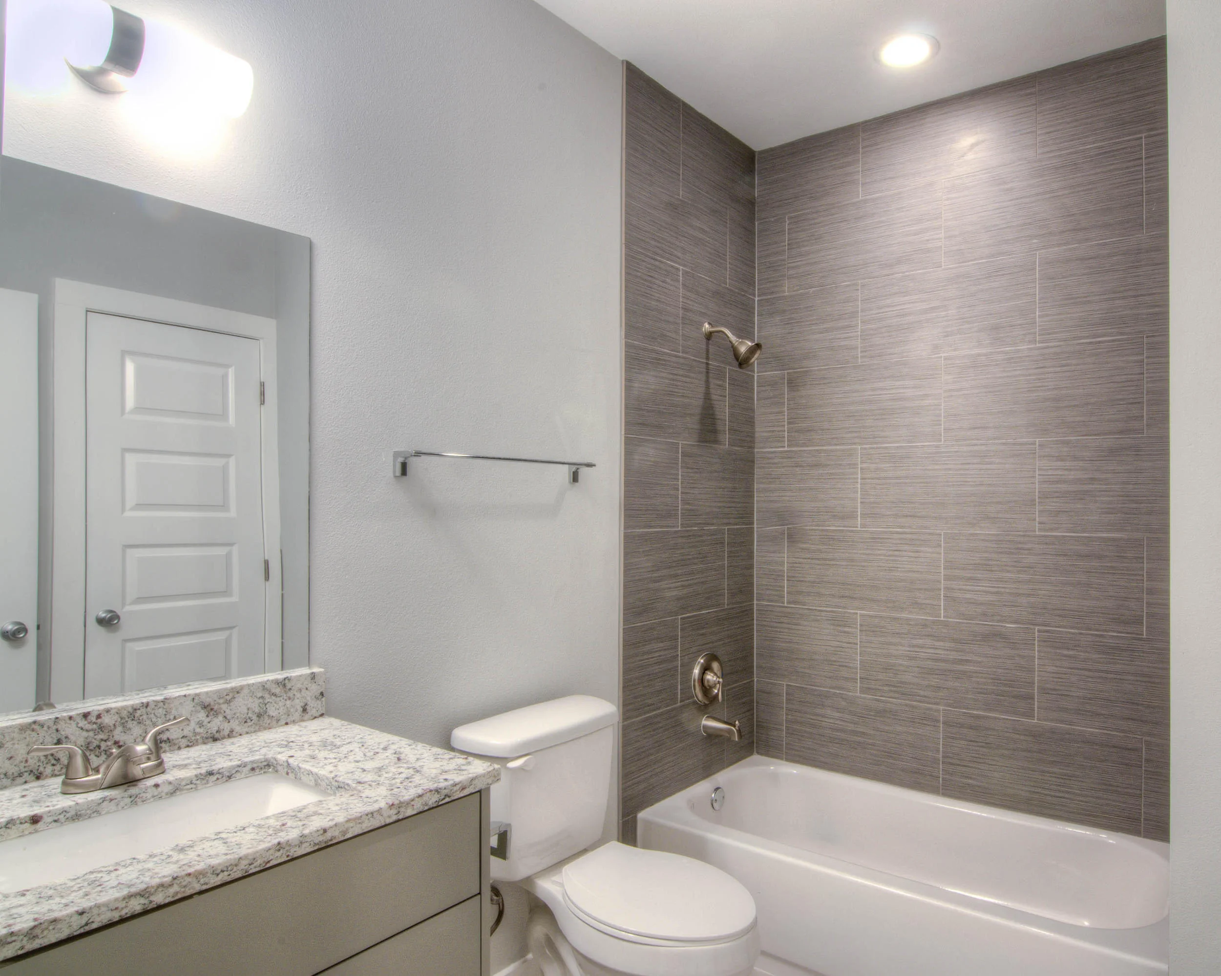 Pictures - 4303 Red River Street (12).jpg
