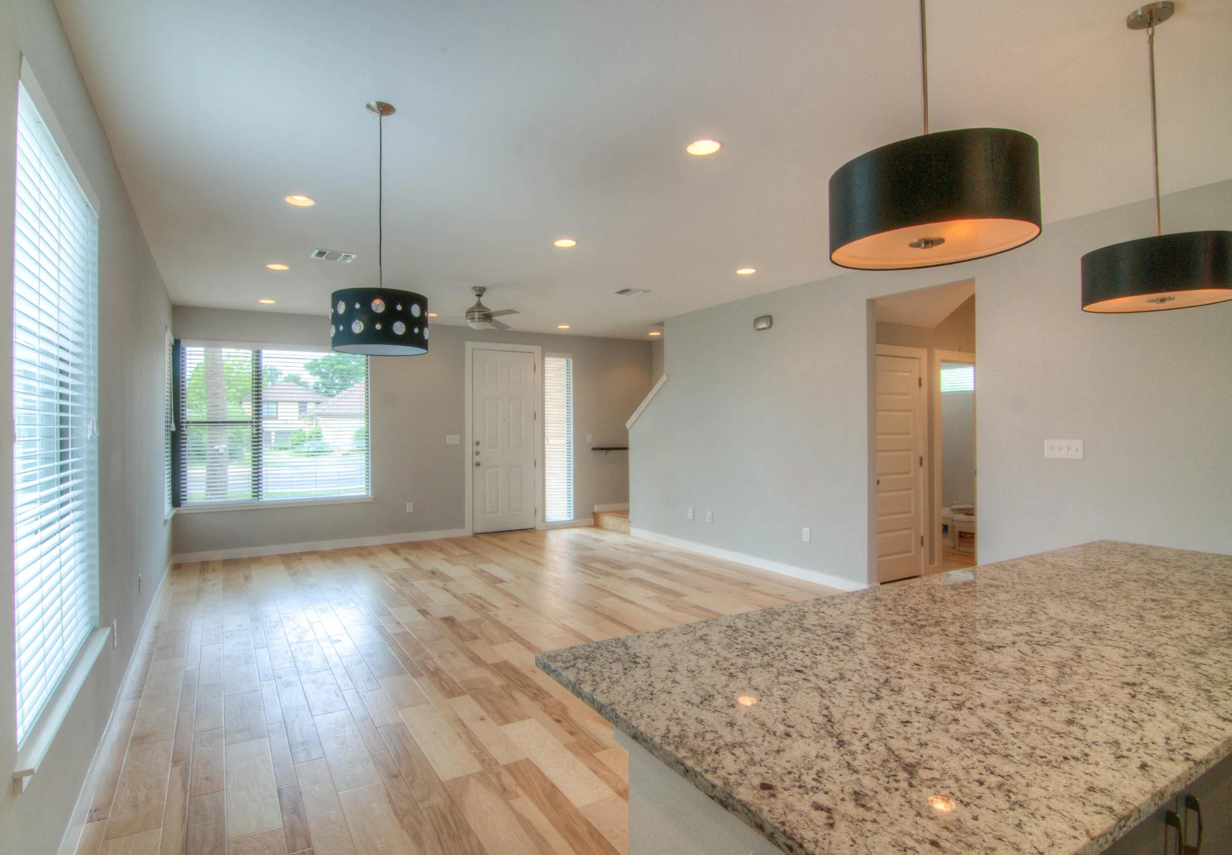 Pictures - 4303 Red River Street (7).jpg