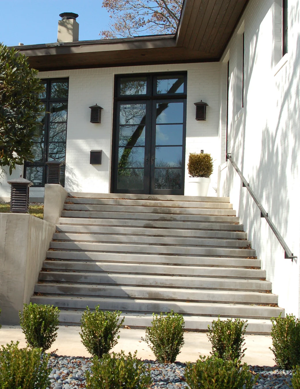 Loughlin 3.jpg