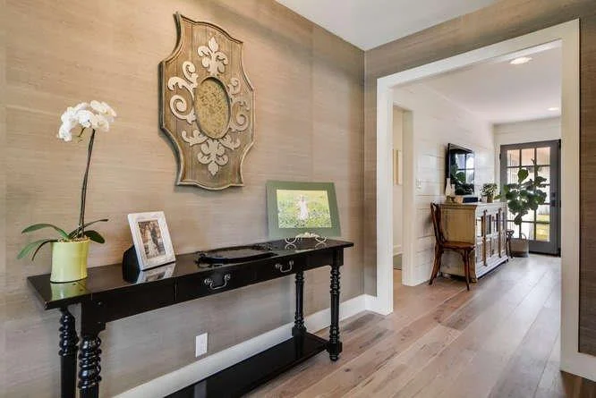 4110 Burney Dr-small-010-8-Foyer 01-666x445-72dpi.jpg