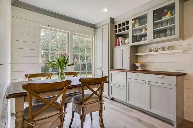 4110 Burney Dr-small-017-21-Kitchen and Breakfast 06-666x445-72dpi.jpg