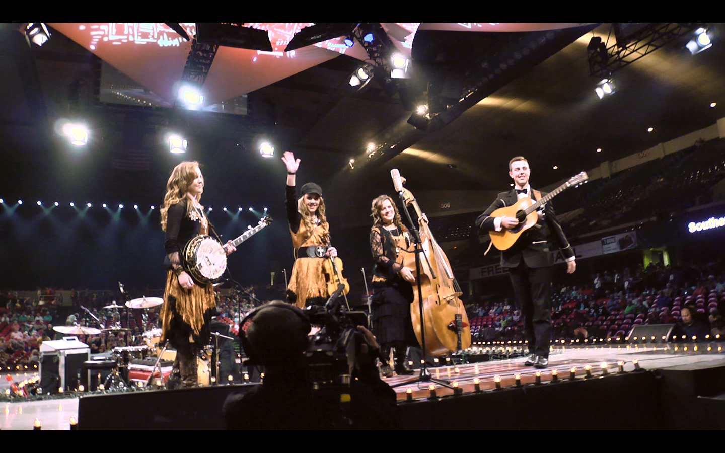 SouthernRaised-MainStage2-NQC2013.png