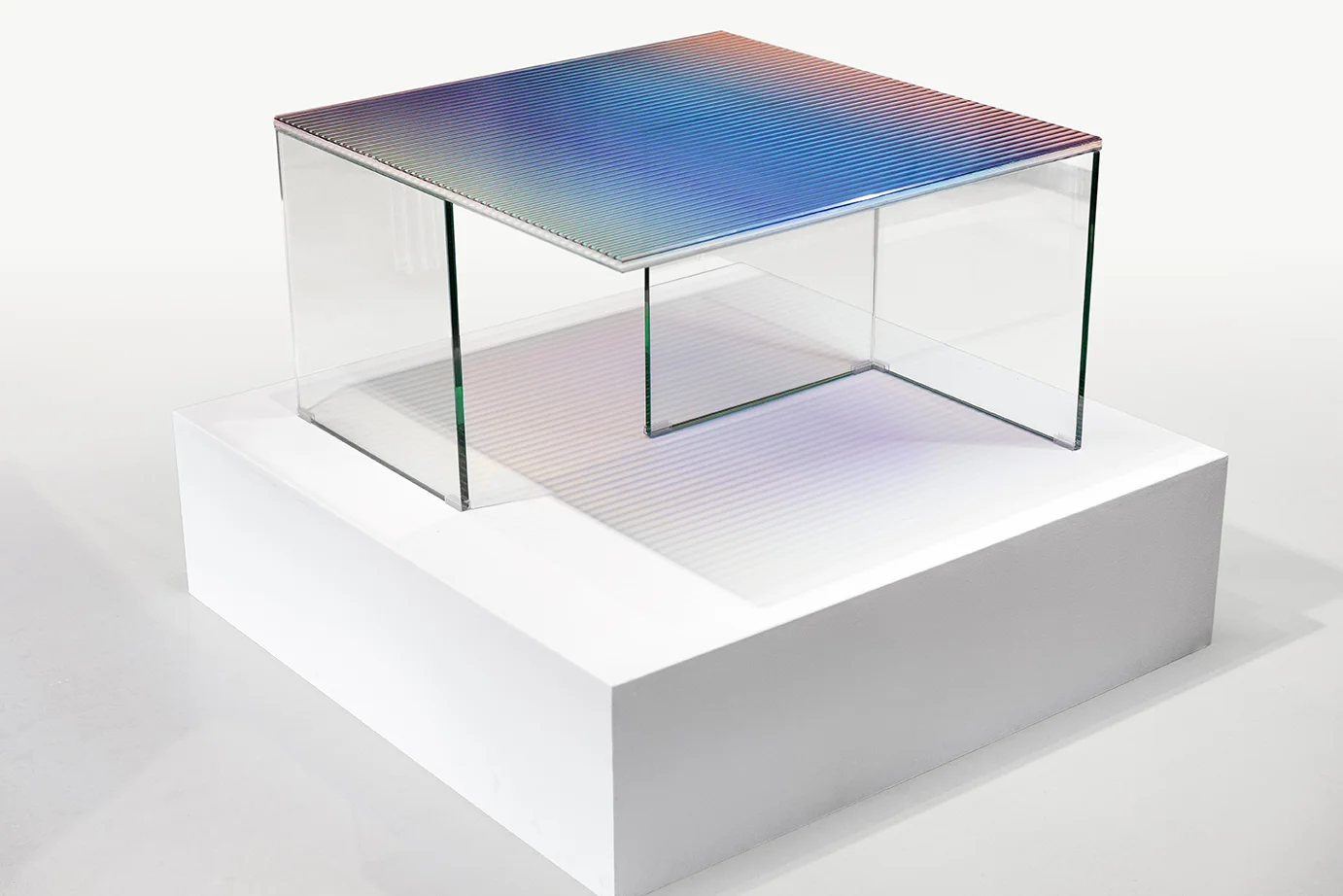 RR_TrichroicTable_LowAngle_lores.jpg