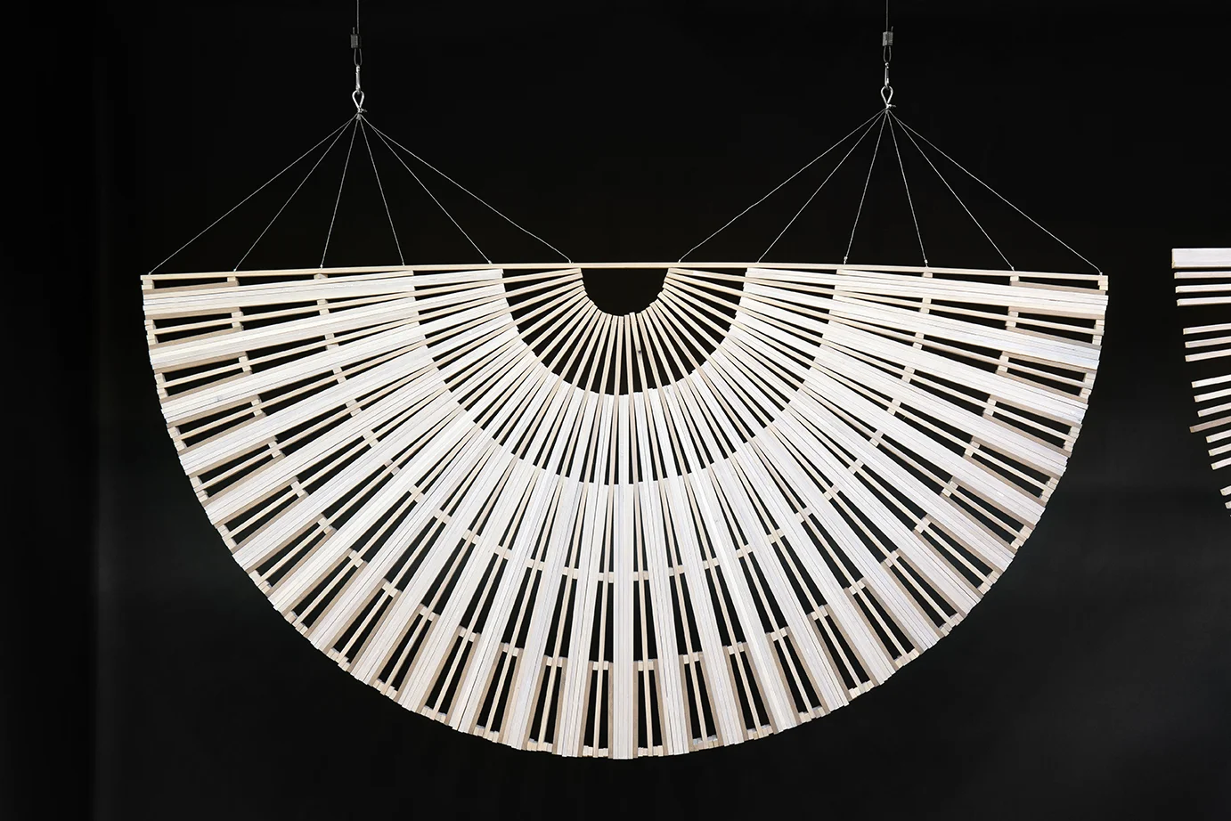 Circular Screen 01
