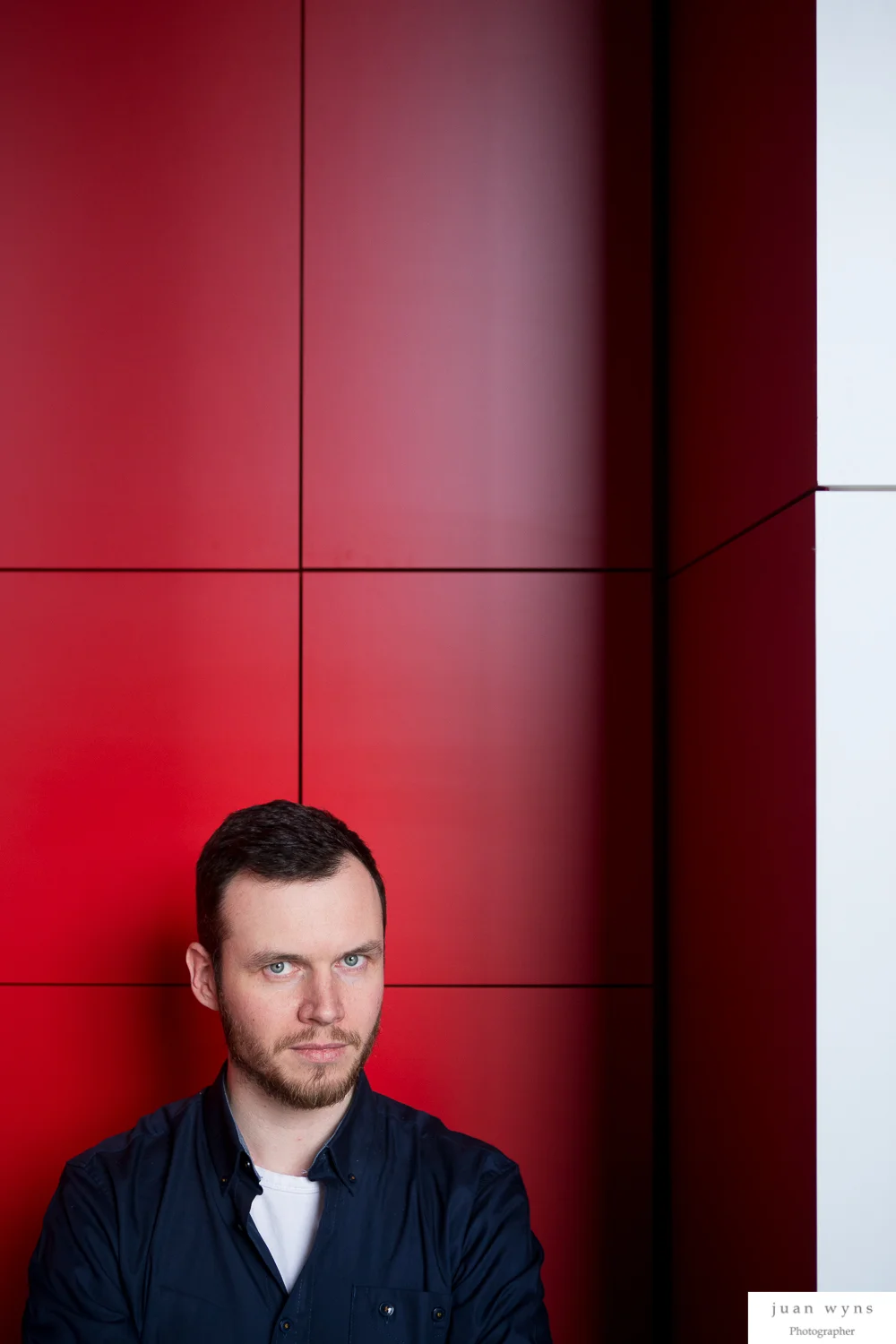 tom red wall-1001.jpg