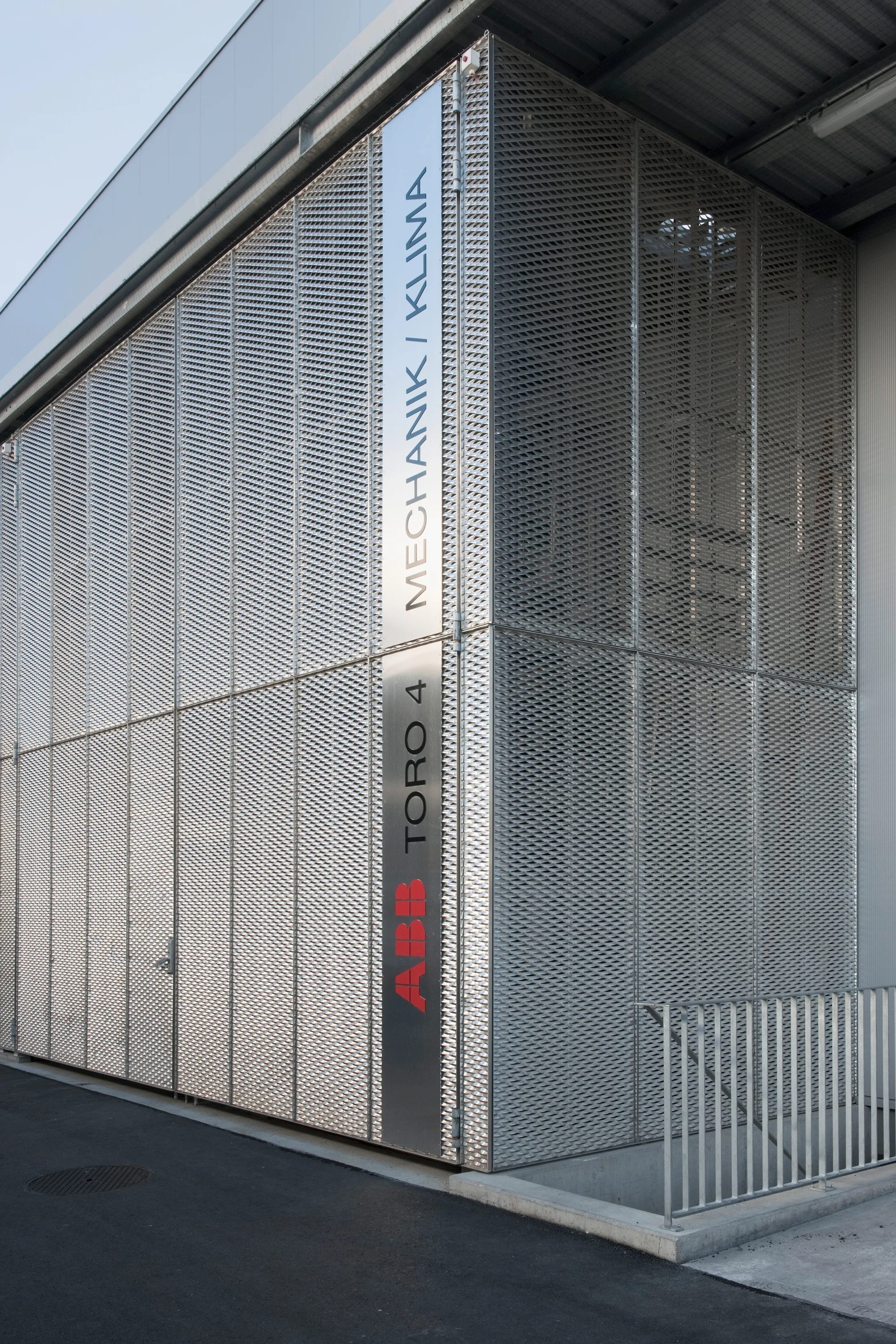 ABB_Toro_3&4_24.jpg