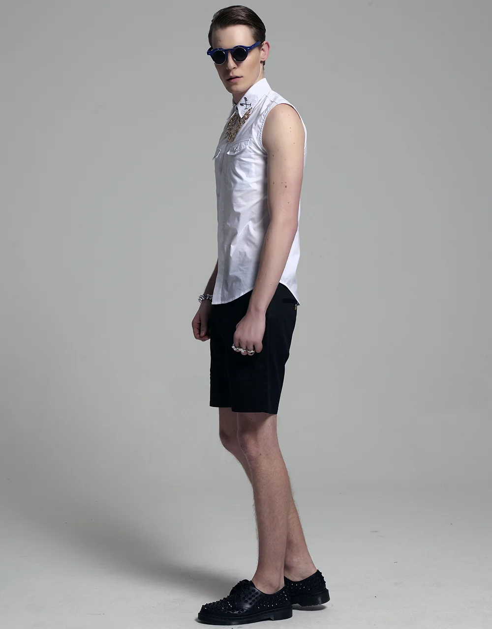 photographer by Kinwai Cheung styling by Gaius Ngan model by Daniel Druziki makeup by Shue Lai hair by Shue Lai
