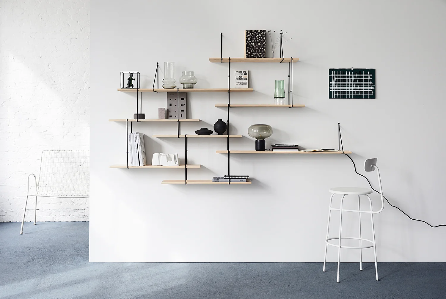 LINK SHELVING SYSTEM BY STUDIO HAUSEN, PHOTO: ANNE DEPPE , STYLING: NICI THEUERKAUF